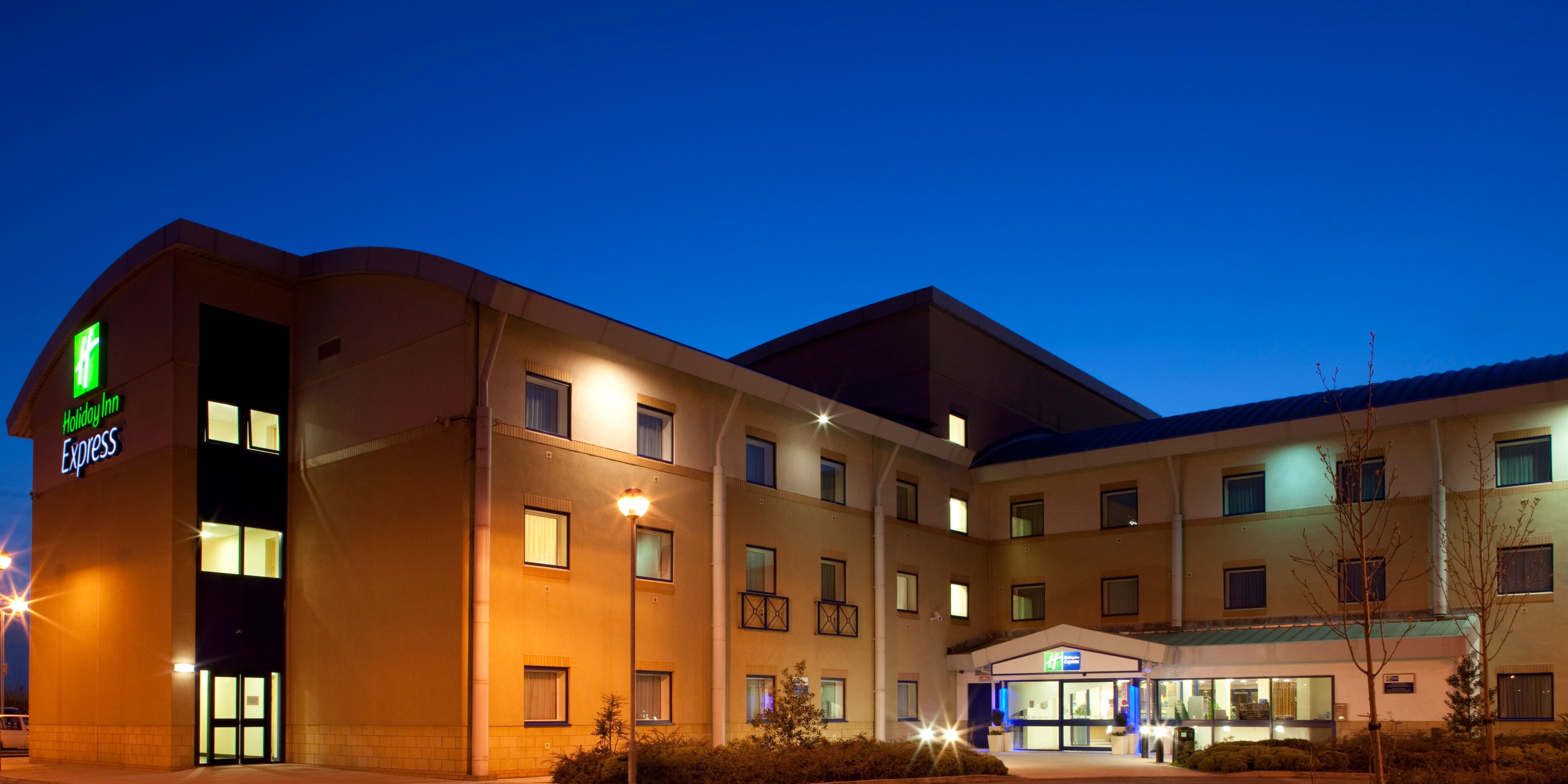 Airport Hotels Holiday Inn Express Cardiff Airport