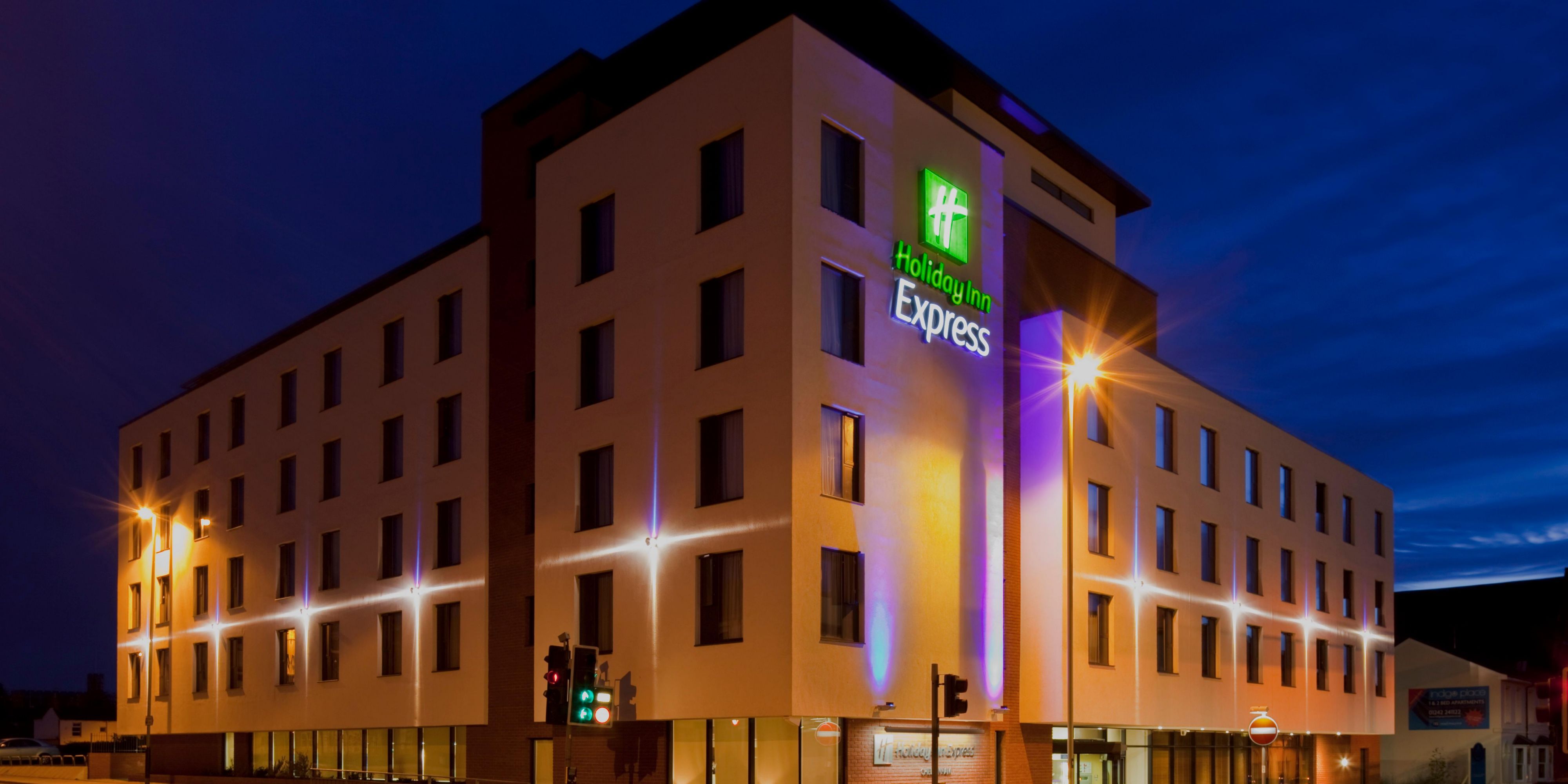 Holiday Inn Express Cheltenham Town Centre