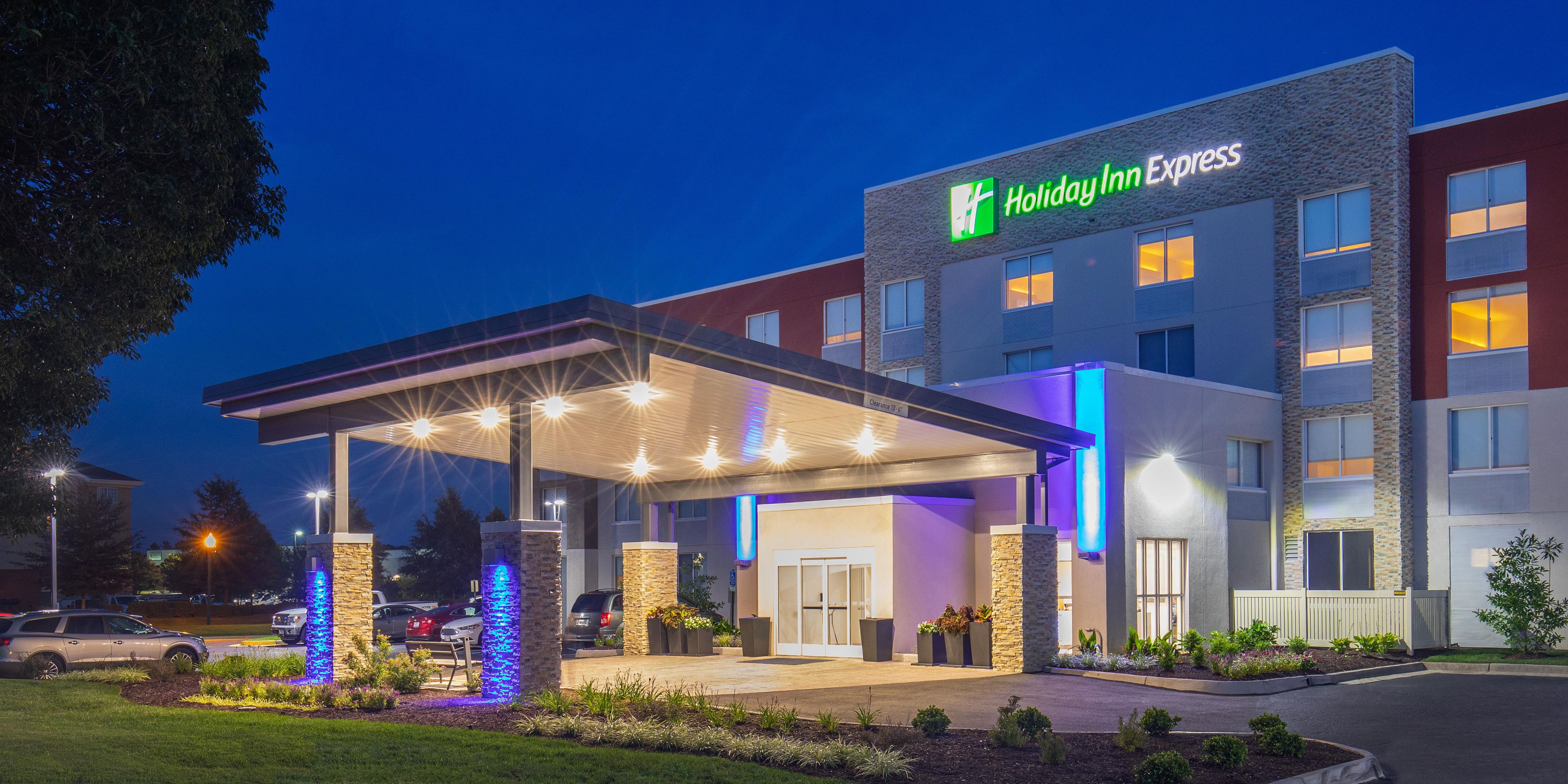 Hotels In Chesapeake Va Near Norfolk Airport Holiday Inn Express Chesapeake Norfolk