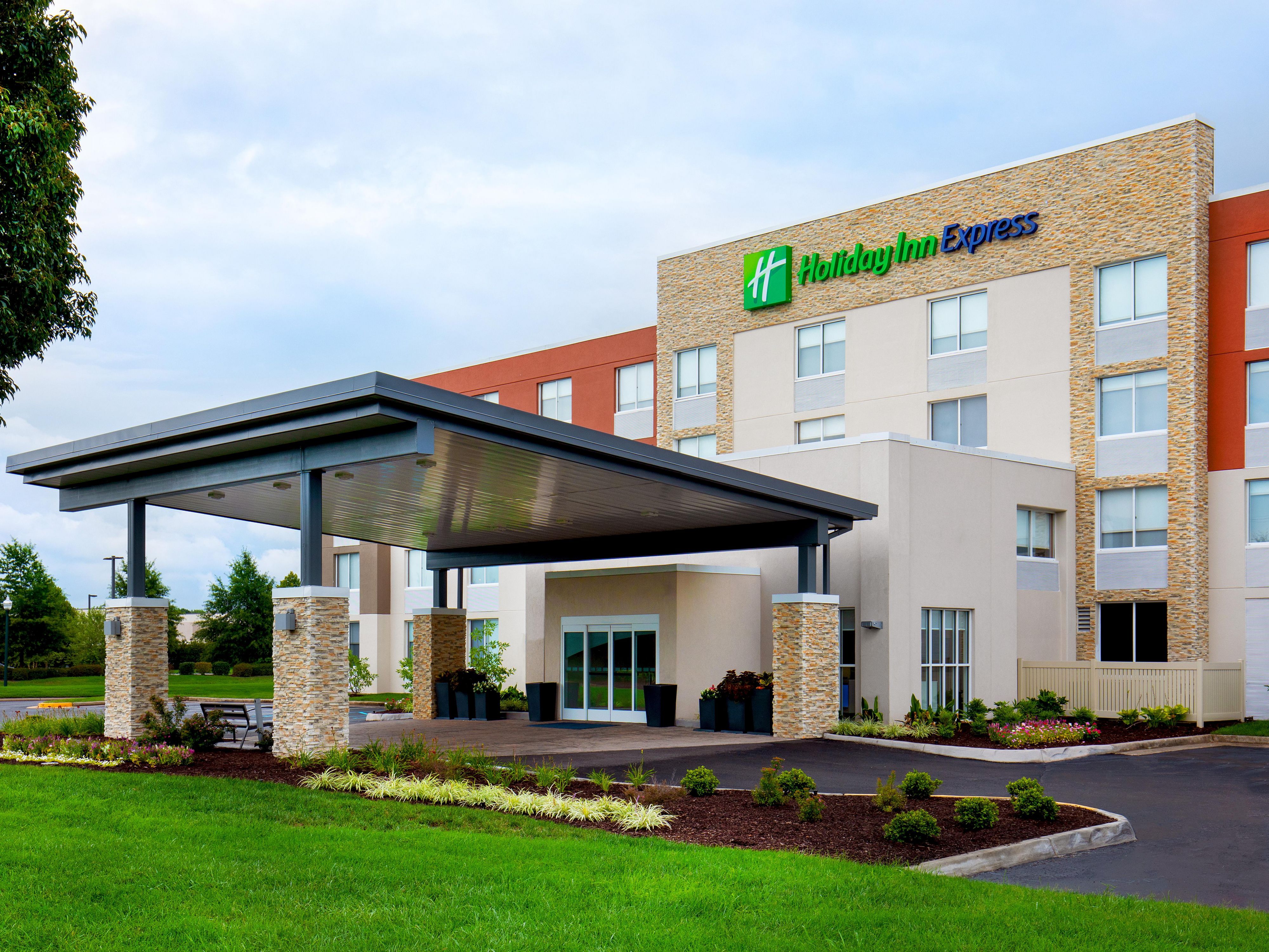 Hotels In Norfolk, VA Near Airport  Holiday Inn Express & Suites Norfolk  Airport