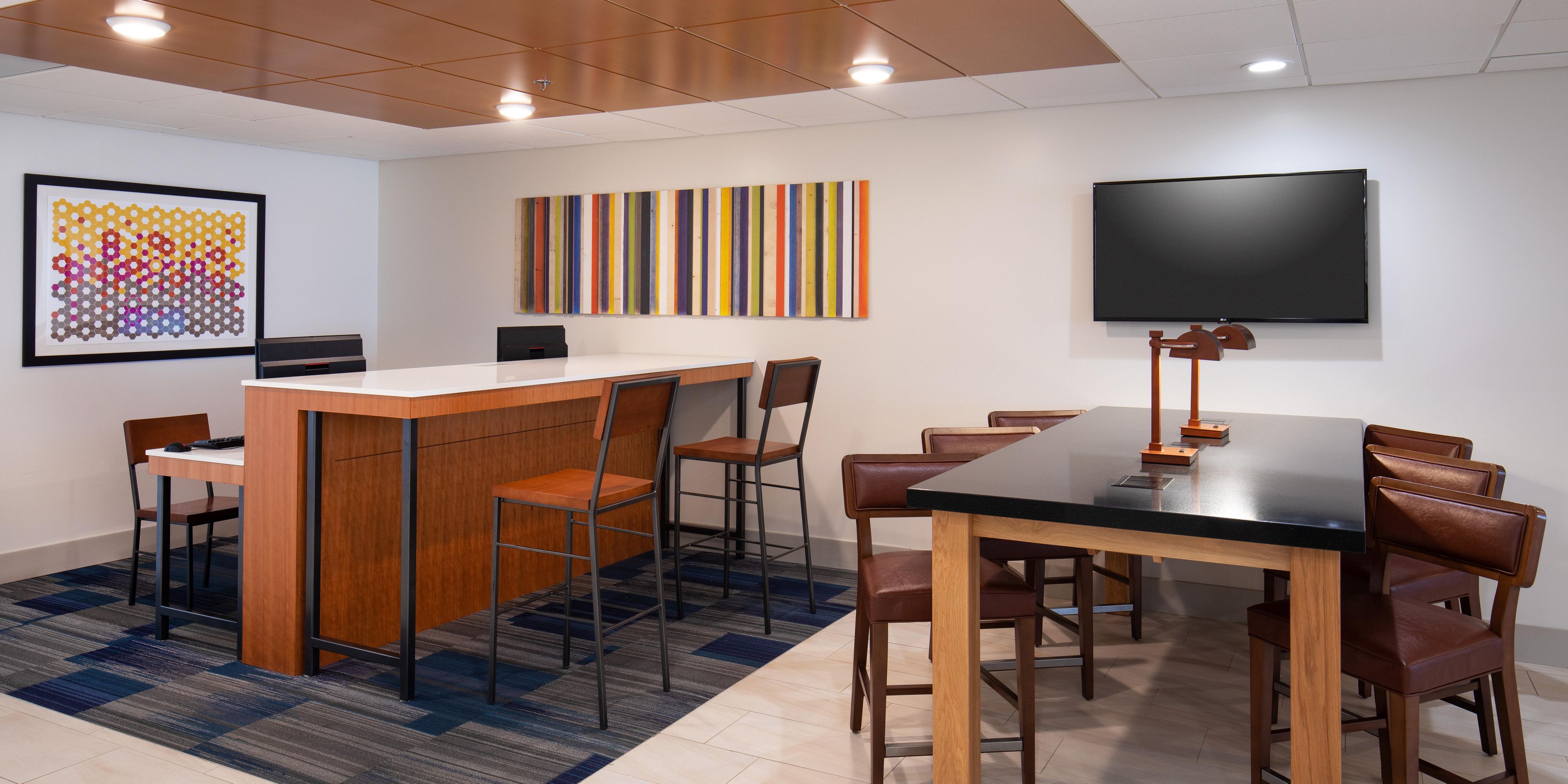 Hotels In Chesapeake Va Near Norfolk Airport Holiday Inn Express Chesapeake Norfolk