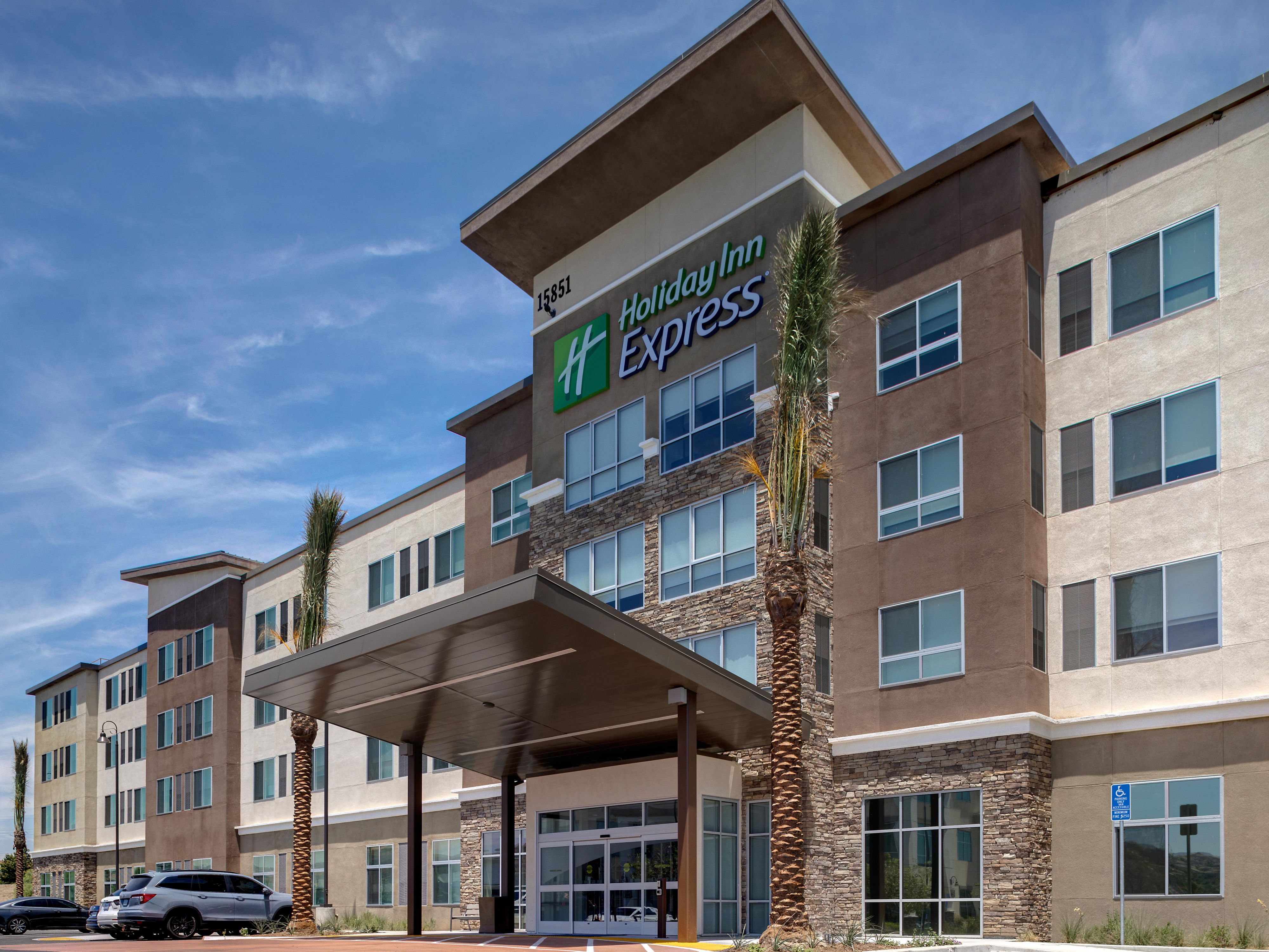 Hotel Specials for Holiday Inn Express Chino Hills