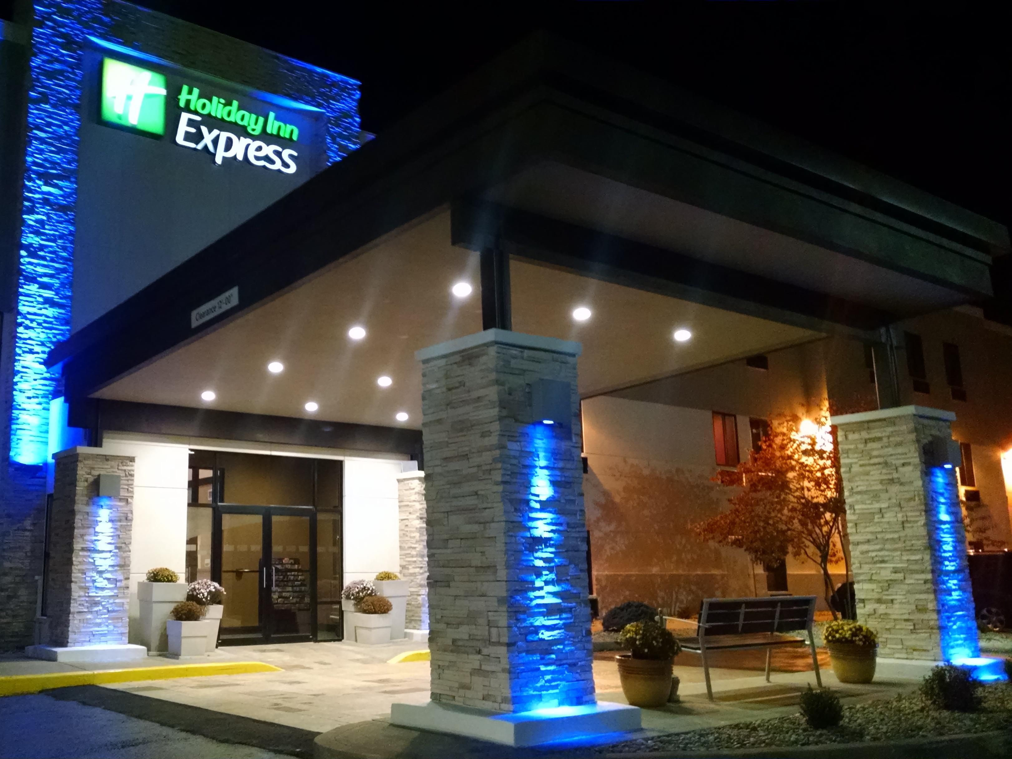 Enjoy your stay at the Holiday Inn Express, Cloverdale, Indiana.