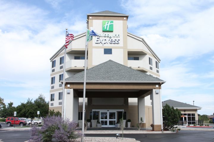 Holiday Inn Express & Suites Colorado Springs