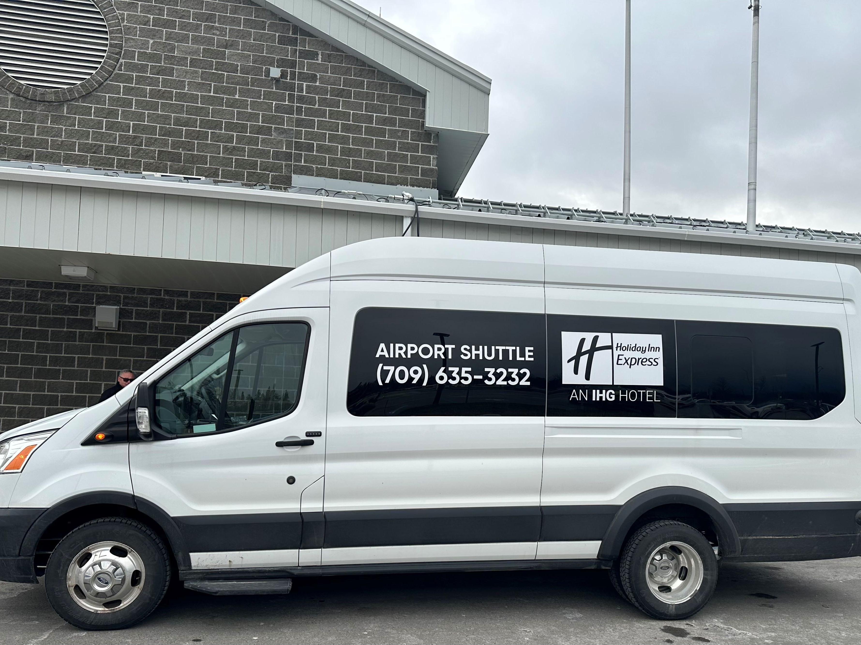 Stay at our hotel in Deer Lake, Canada, and enjoy a prime location with an overnight free shuttle to Deer Lake Airport. Just minutes from the stunning beauty of Gros  Morne National Park and Marble Mountain and a short stroll to Deer Lake Beach, we're perfectly placed for both adventure and relaxation, whether for business or leisure.