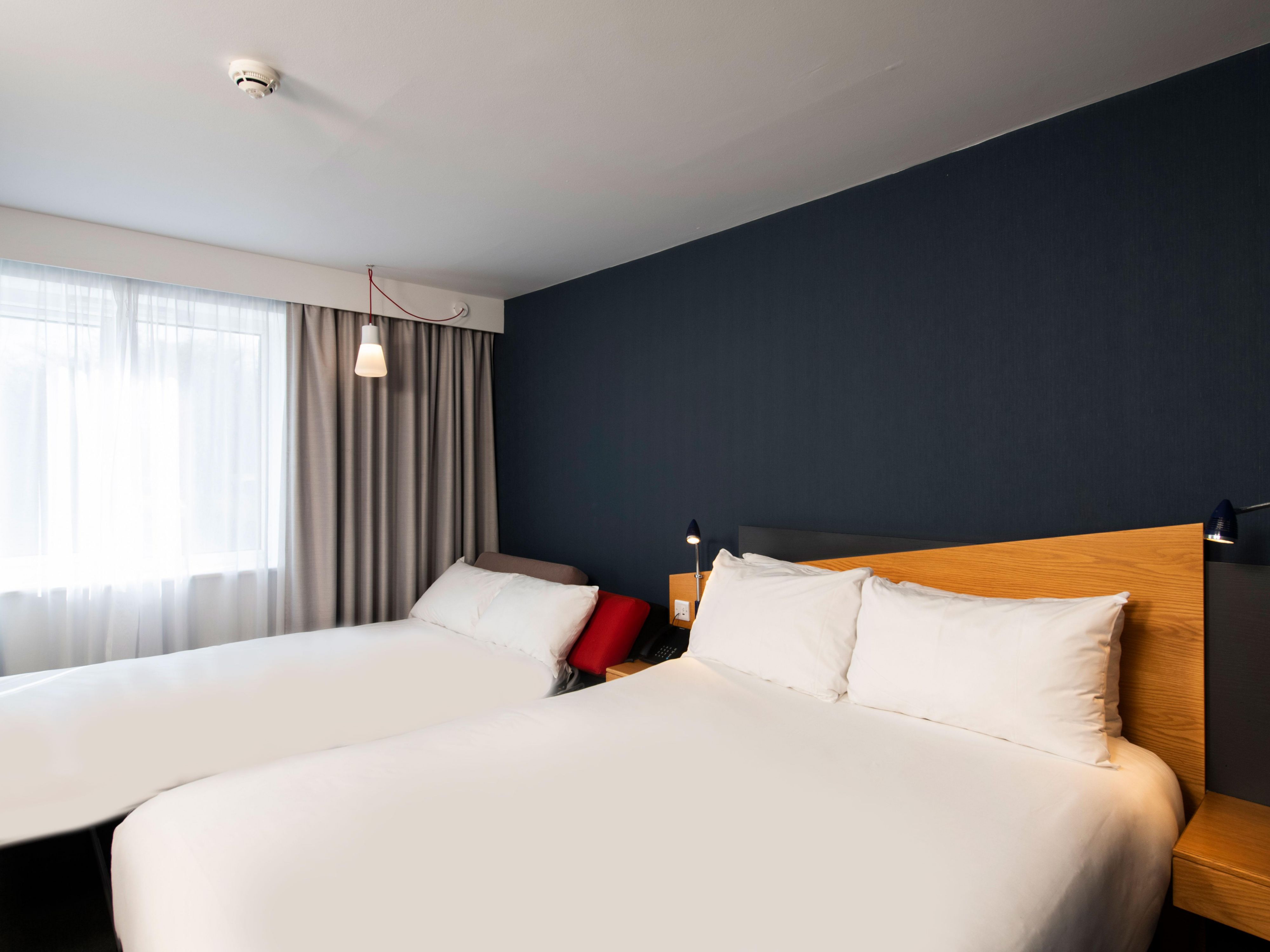 Make memories with the whole gang! Book our family rooms with a sofa bed and treat the kids to a break in the East Midlands. Rooms with sofa beds are recommended for max two adults and two kids under 12.