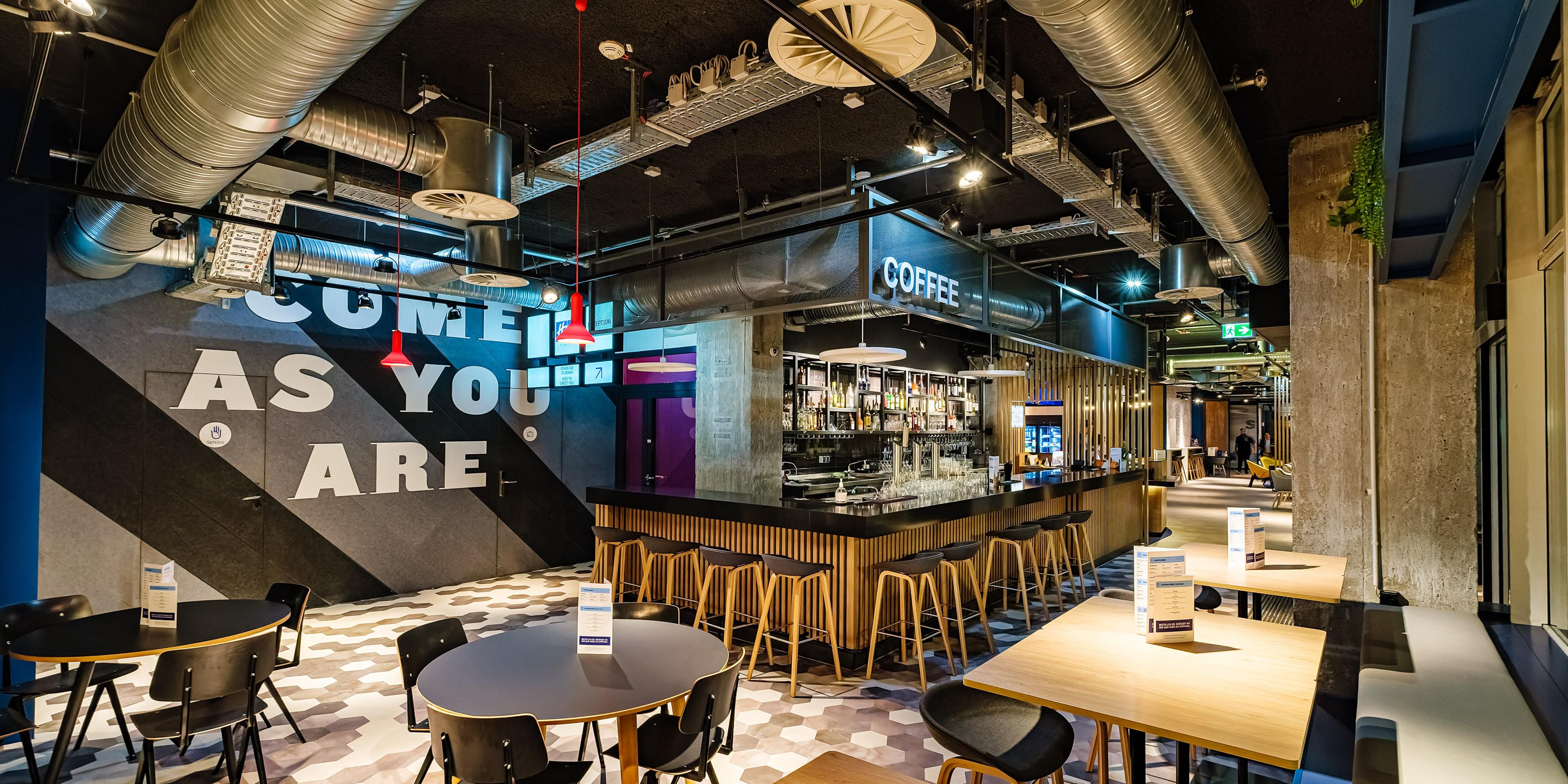 Treat yourself to one of our premium gins, or a refreshing draught beer. Need some caffeine? Speciality teas and coffees are available throughout the day. Furthermore, snacks are available if you're feeling peckish.