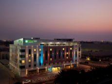 Holiday Inn Express Dubai - Safa Park