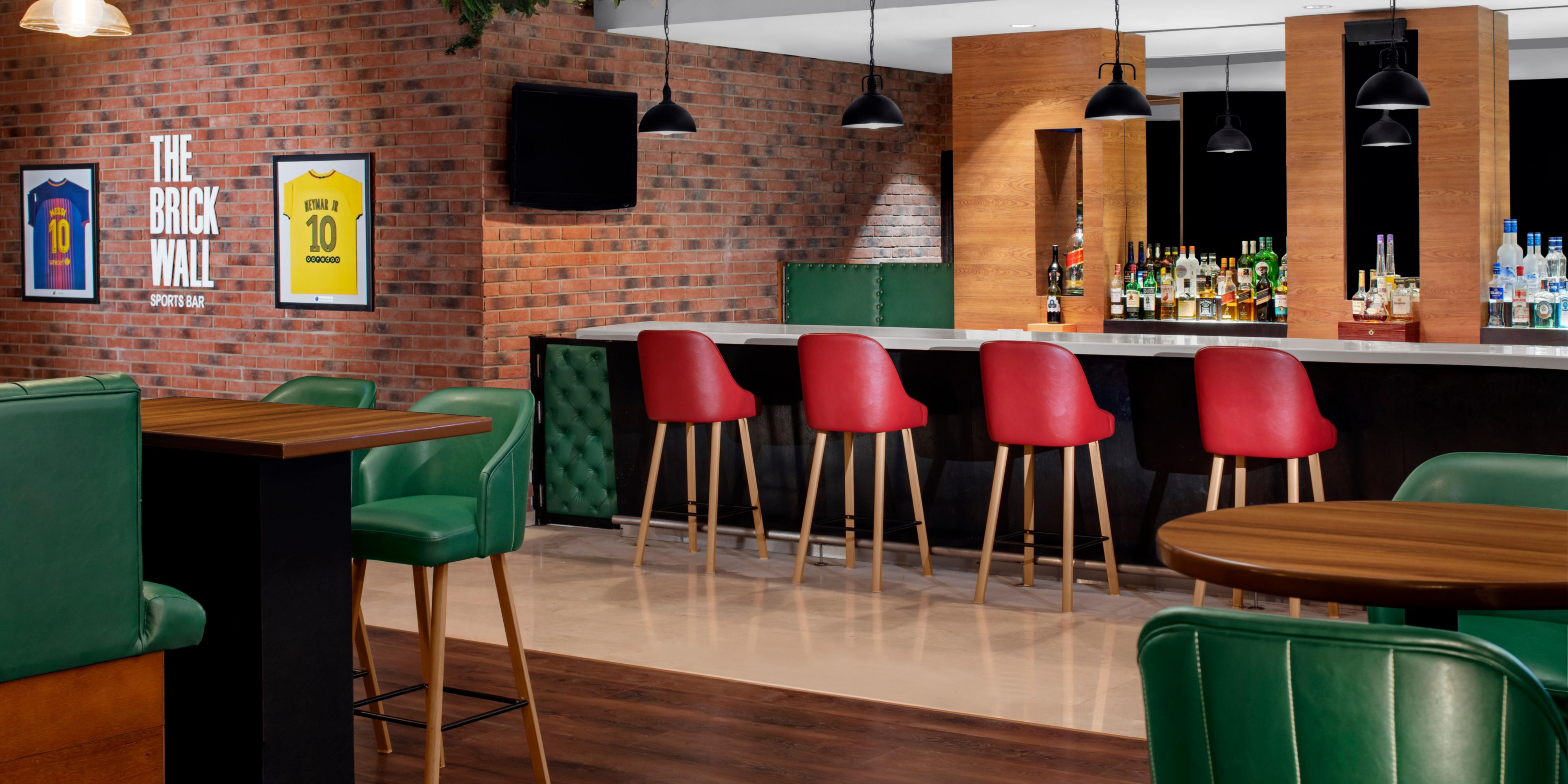During your stay, head down to The Brick Wall Sports Bar, where you can enjoy the latest football game or a delicious meal by the bar.