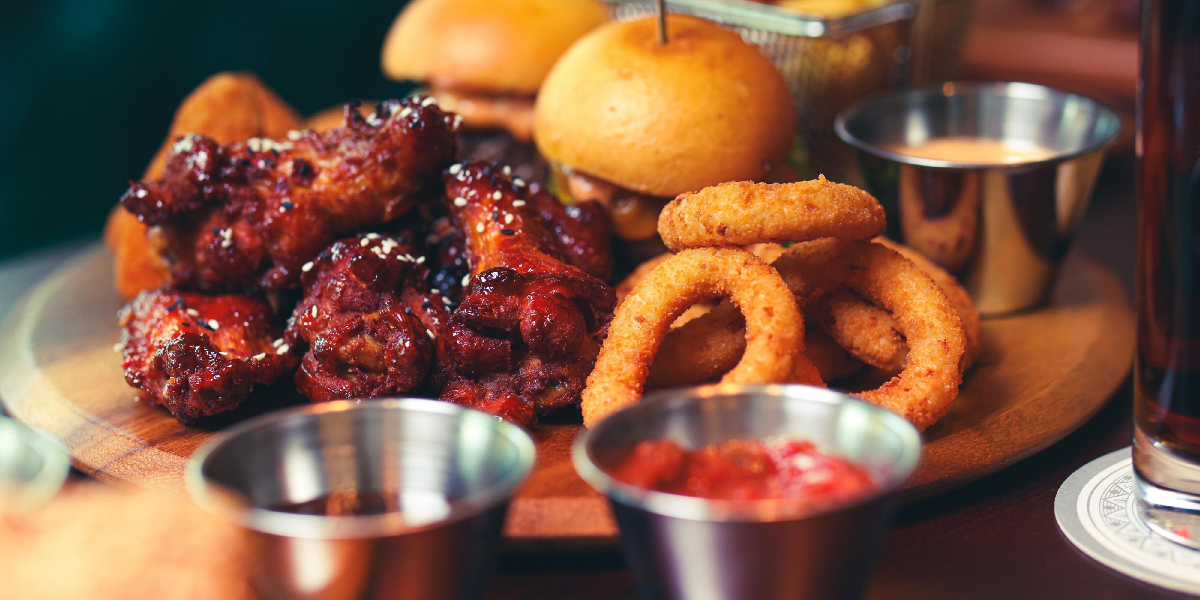 Enjoy our sports bar at the groundfloor for happy hour and best deals to watch sports and play some pool.