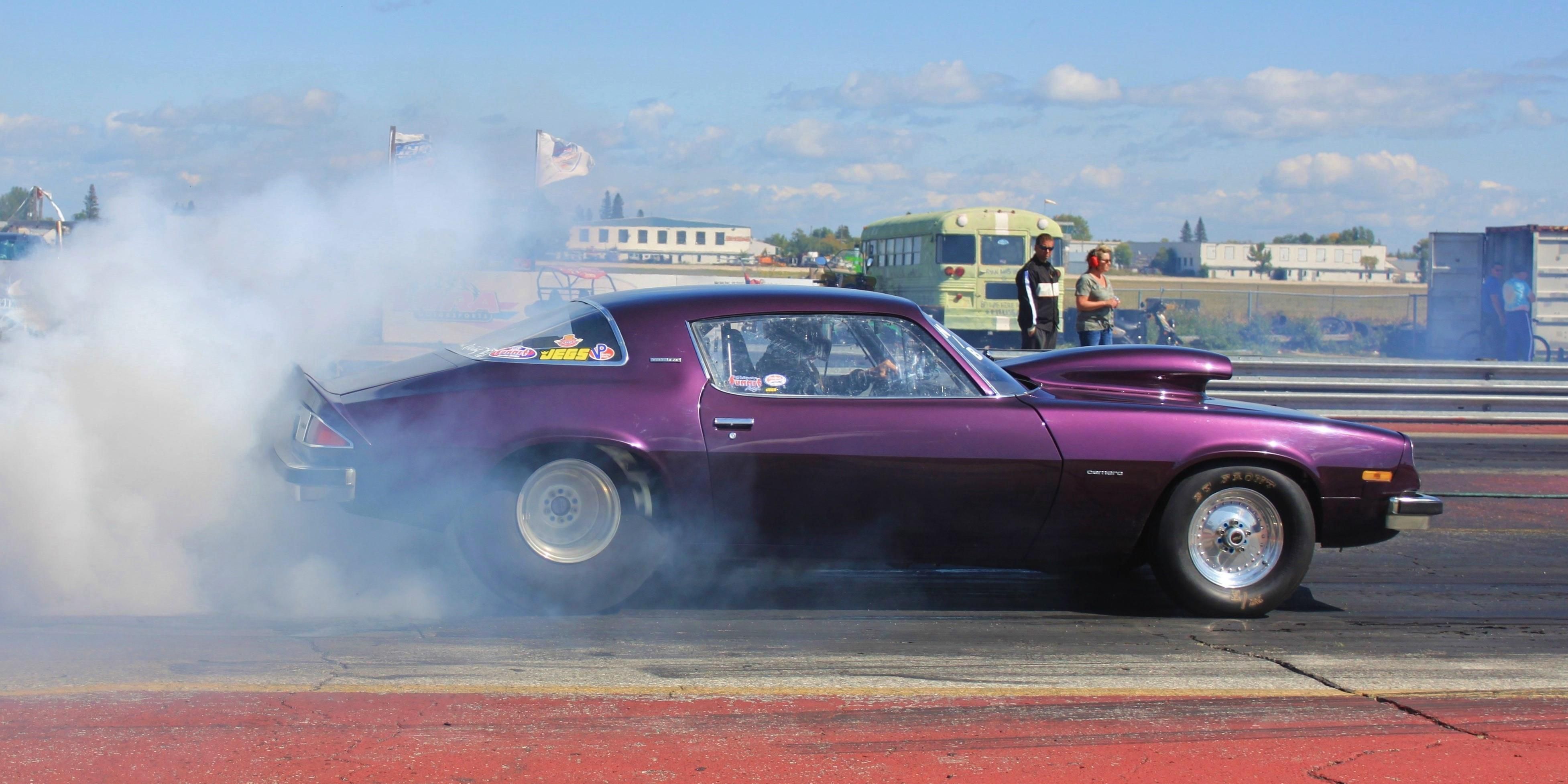 Experience the heart pounding thrill of New England Dragway! Just a short drive from the hotel! New England Dragway is a 1⁄4 mile NHRA dragway in Epping. The track hosts the New England Nationals event as part of the NHRA Camping World Drag Racing Series. Amateur or professional, it is sure to be talked about! Check out there calendar.