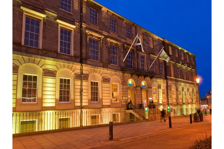Holiday Inn Express Edinburgh City Centre