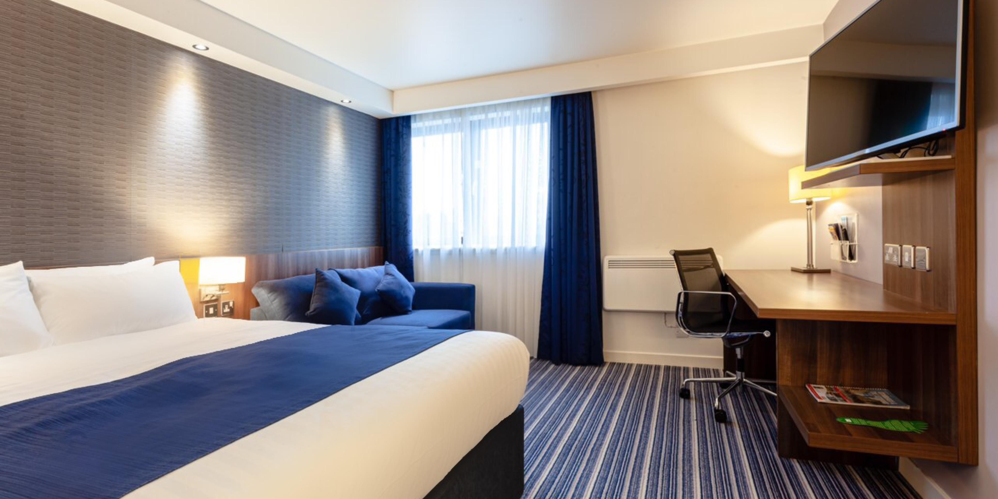 Airport Hotel Holiday Inn Express Edinburgh Airport