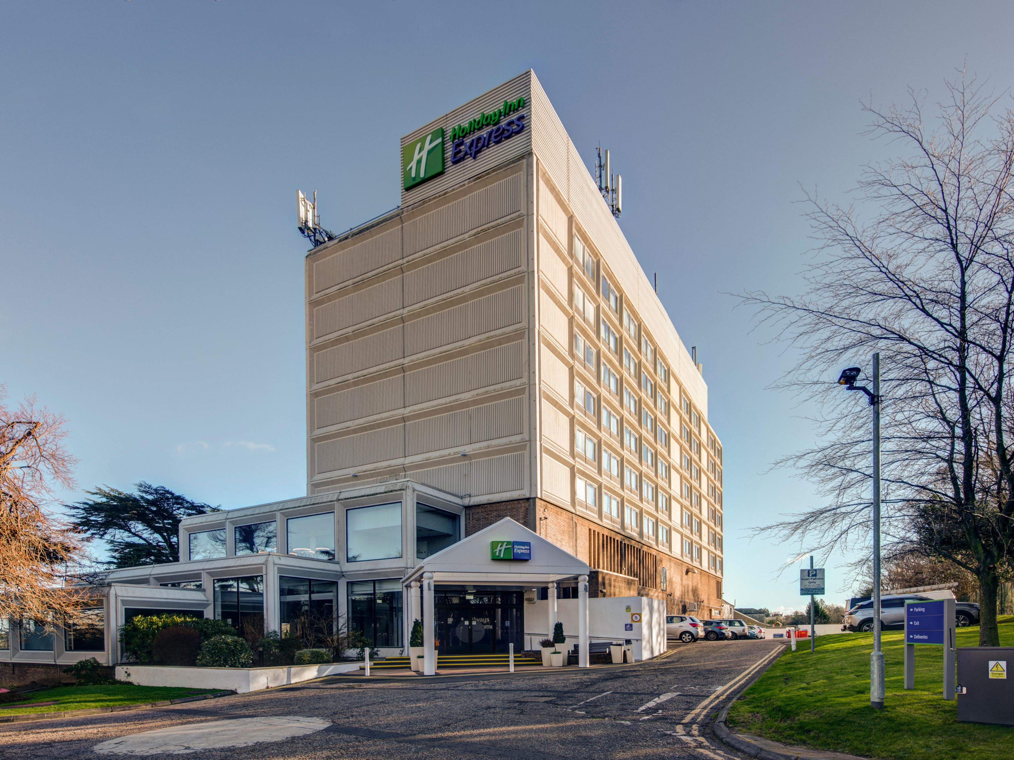 Welcome to Holiday Inn Express Edinburgh - City West