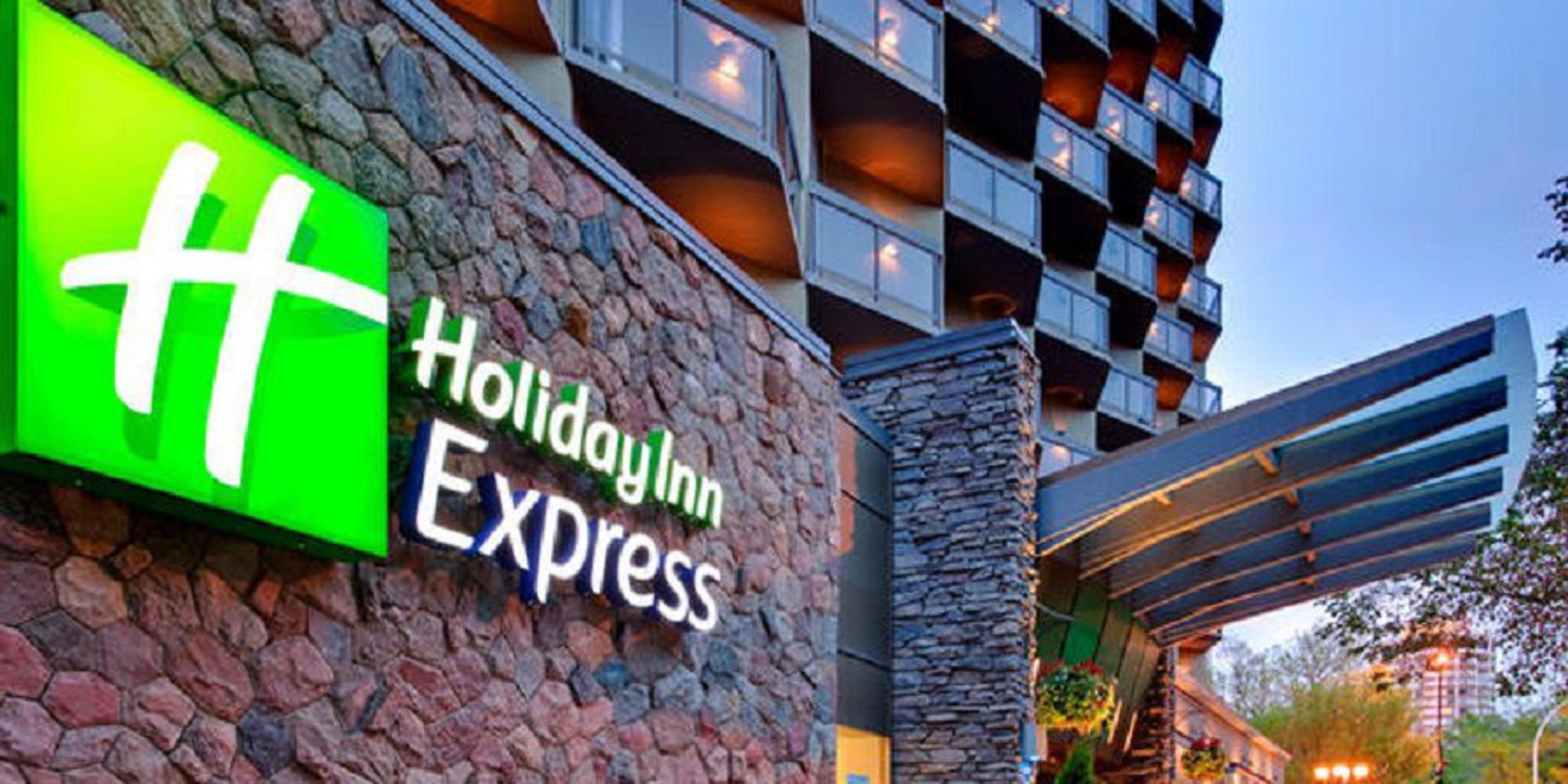 Holiday Inn Express Edmonton Downtown
