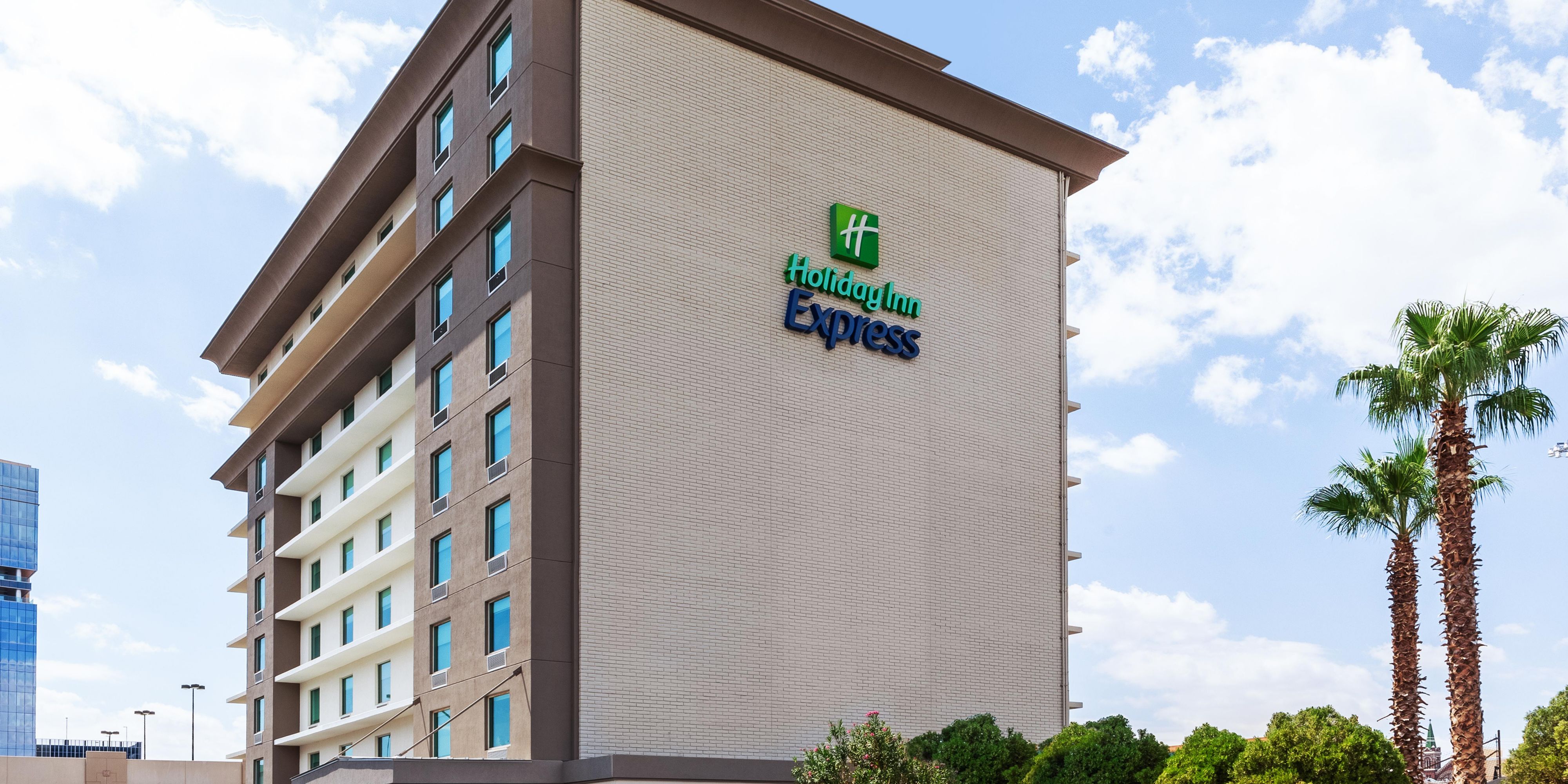 We value you and reward you with complimentary vehicle parking. We're the only hotel in downtown El Paso that offer free parking for hotel guests.