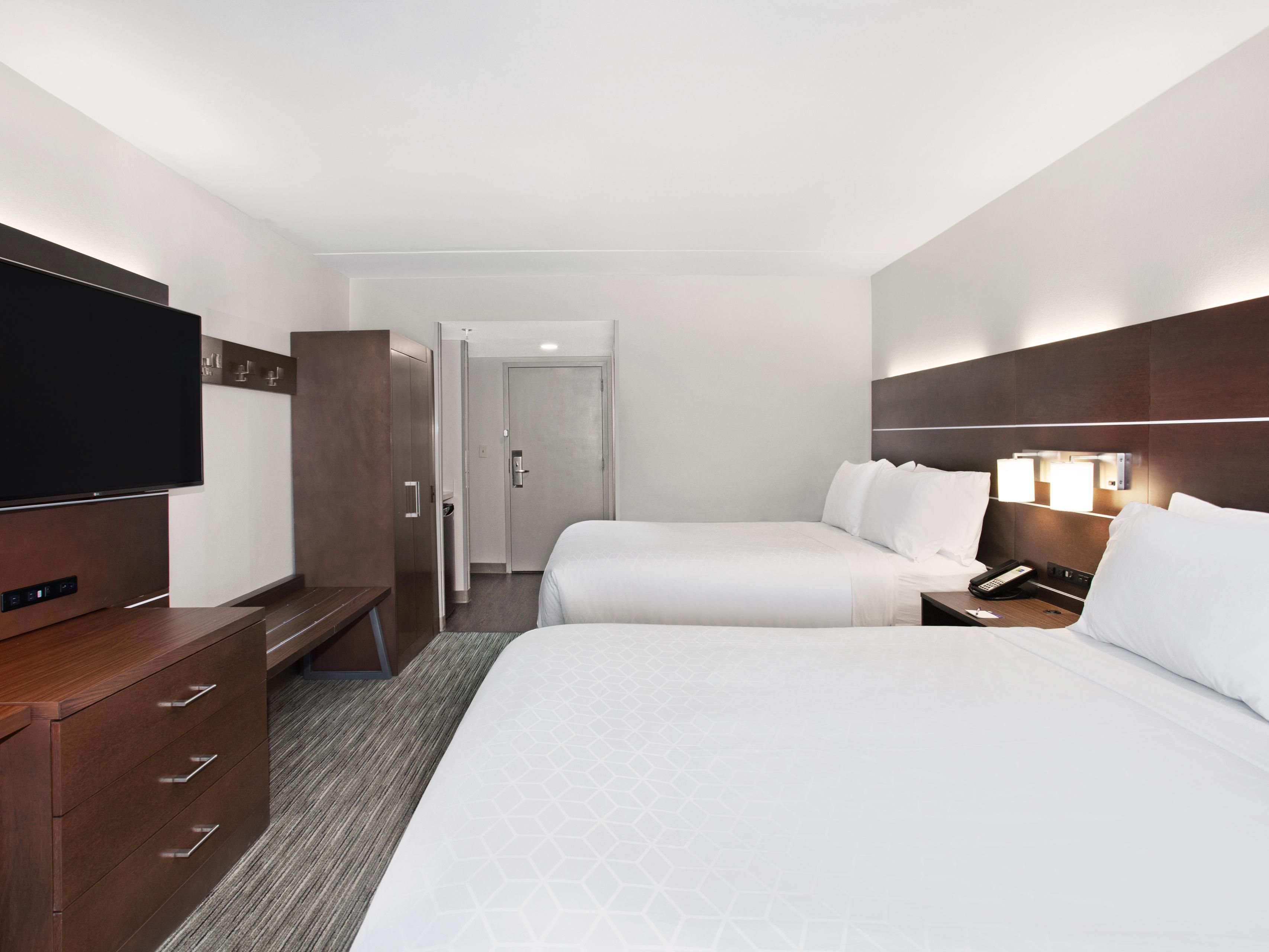 Holiday Inn Express Exton - Great Valley presents refreshed, fully renovated rooms equipped with various amenities, including a fridge, microwave, coffee maker, TV, desk, private bath, and closet. We aim to provide a homely experience while you're away from home. Reserve your stay today!