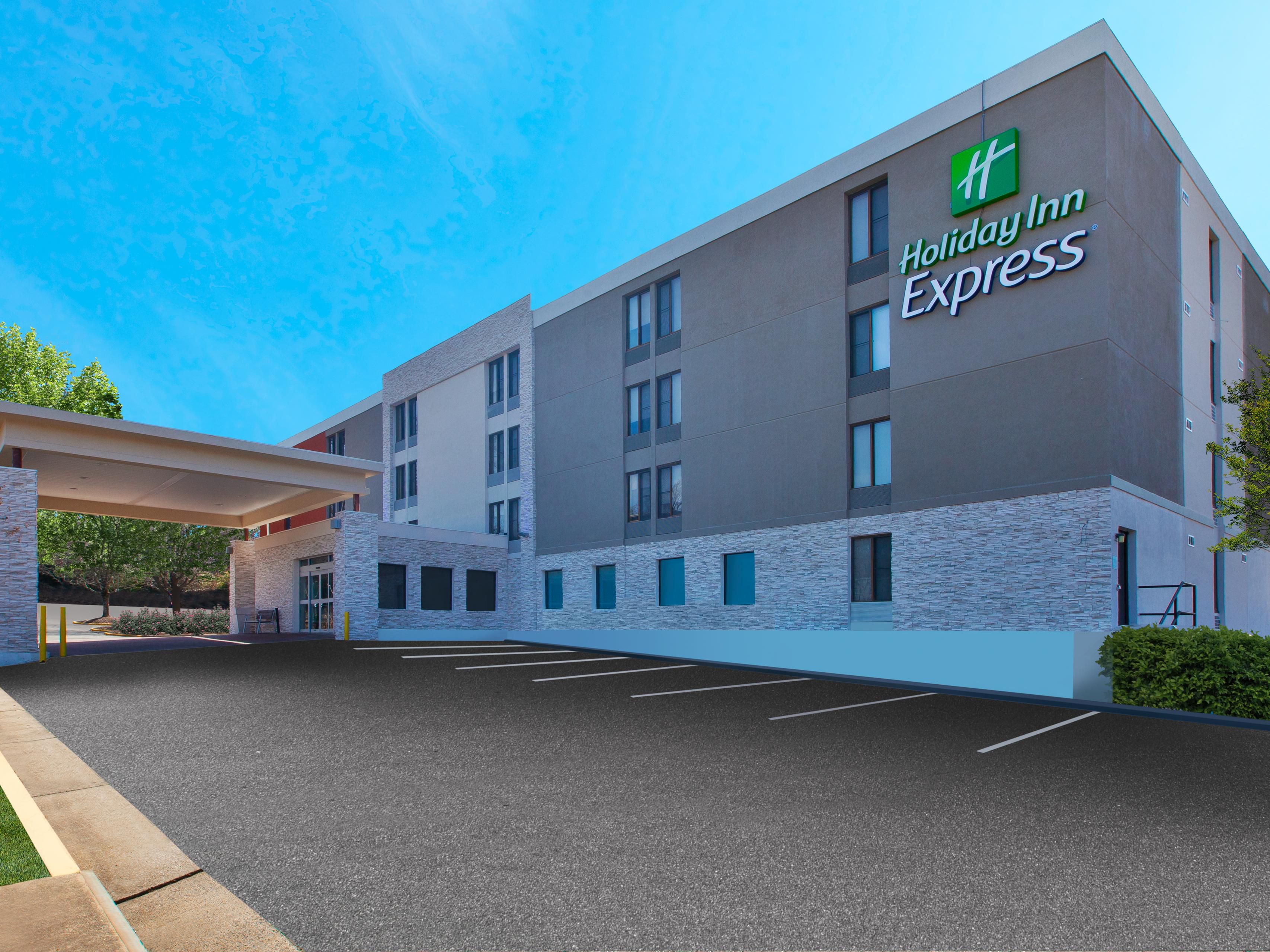 Our hotel’s location offers quick access to Washington, DC via I-66 Express Lanes or the Vienna/Fairfax GMU Metro Station. Whether you’re visiting for business or leisure, you’ll appreciate the easy commute to the capital’s attractions, government buildings, and corporate offices. Discover the rich history and culture of Washington, DC with ease.