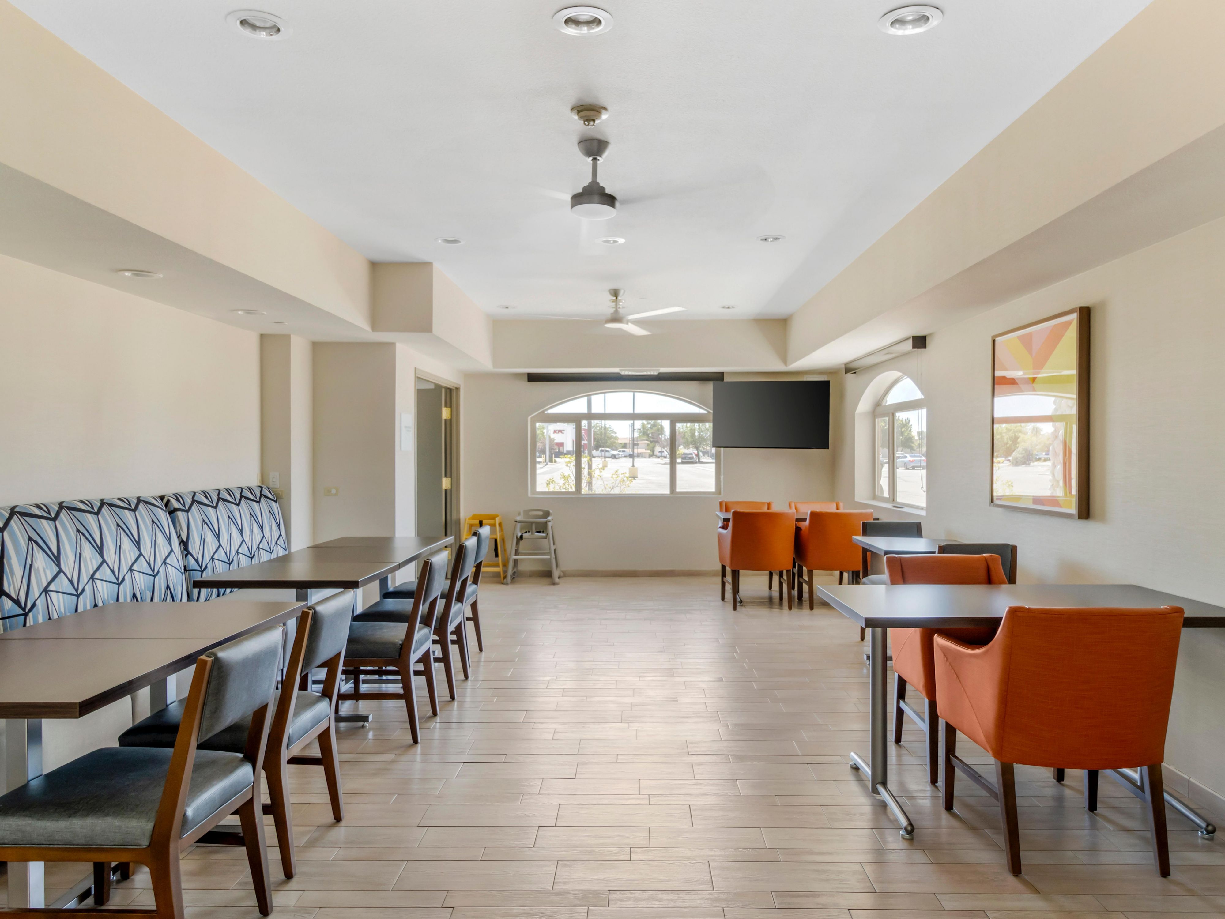 Boutique Hotel in Fallon | Holiday Inn Express Fallon