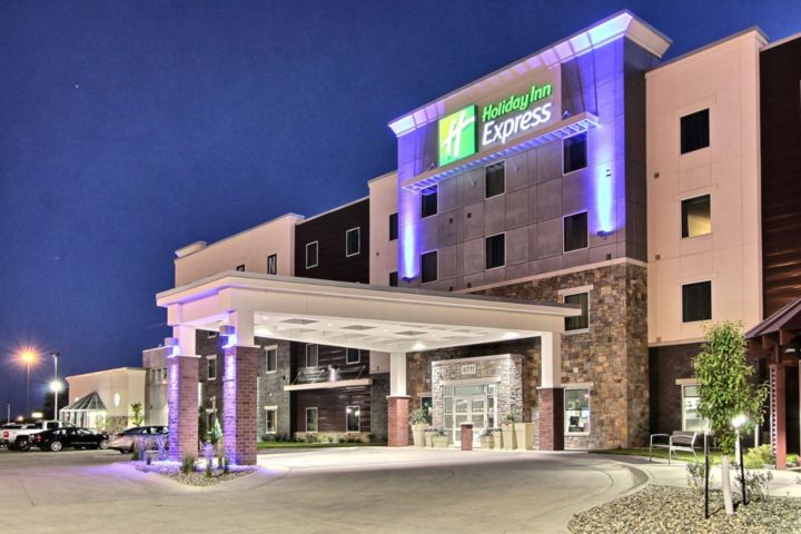 Holiday Inn Express Fargo SW - I-94 Medical C