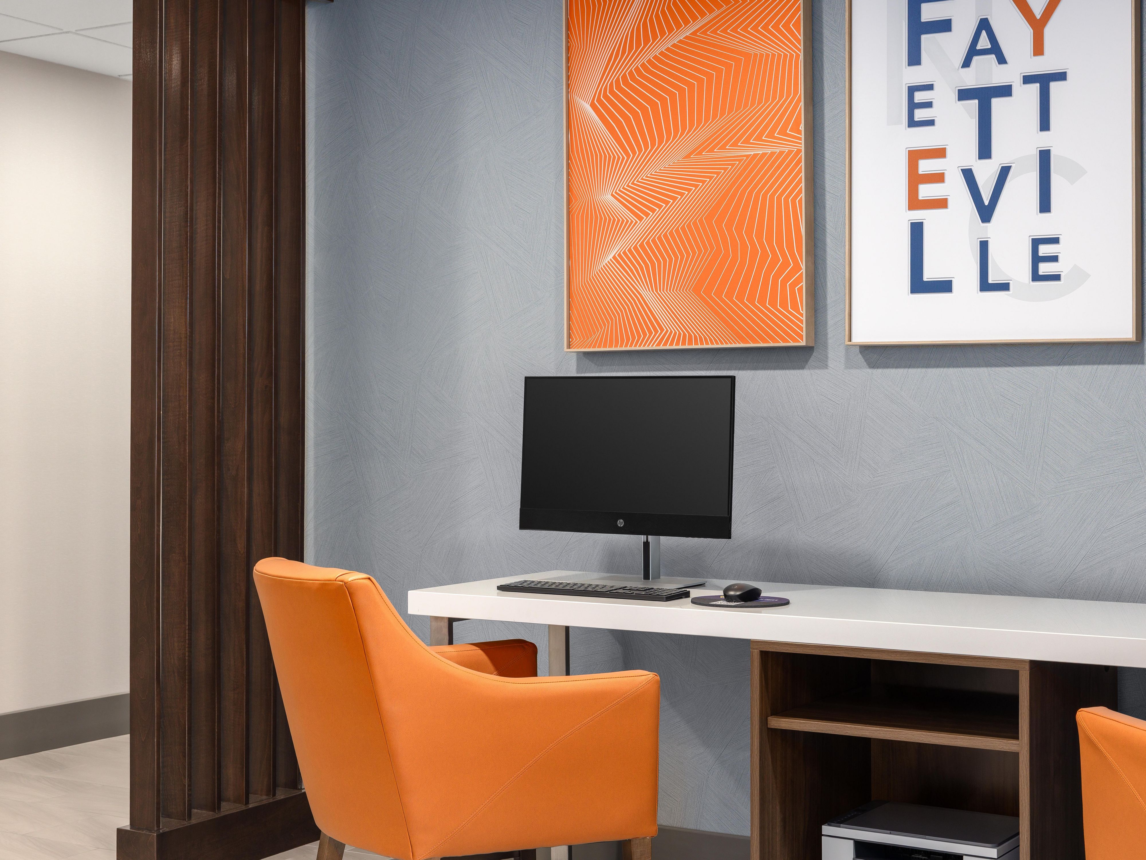 Lobby Business Center