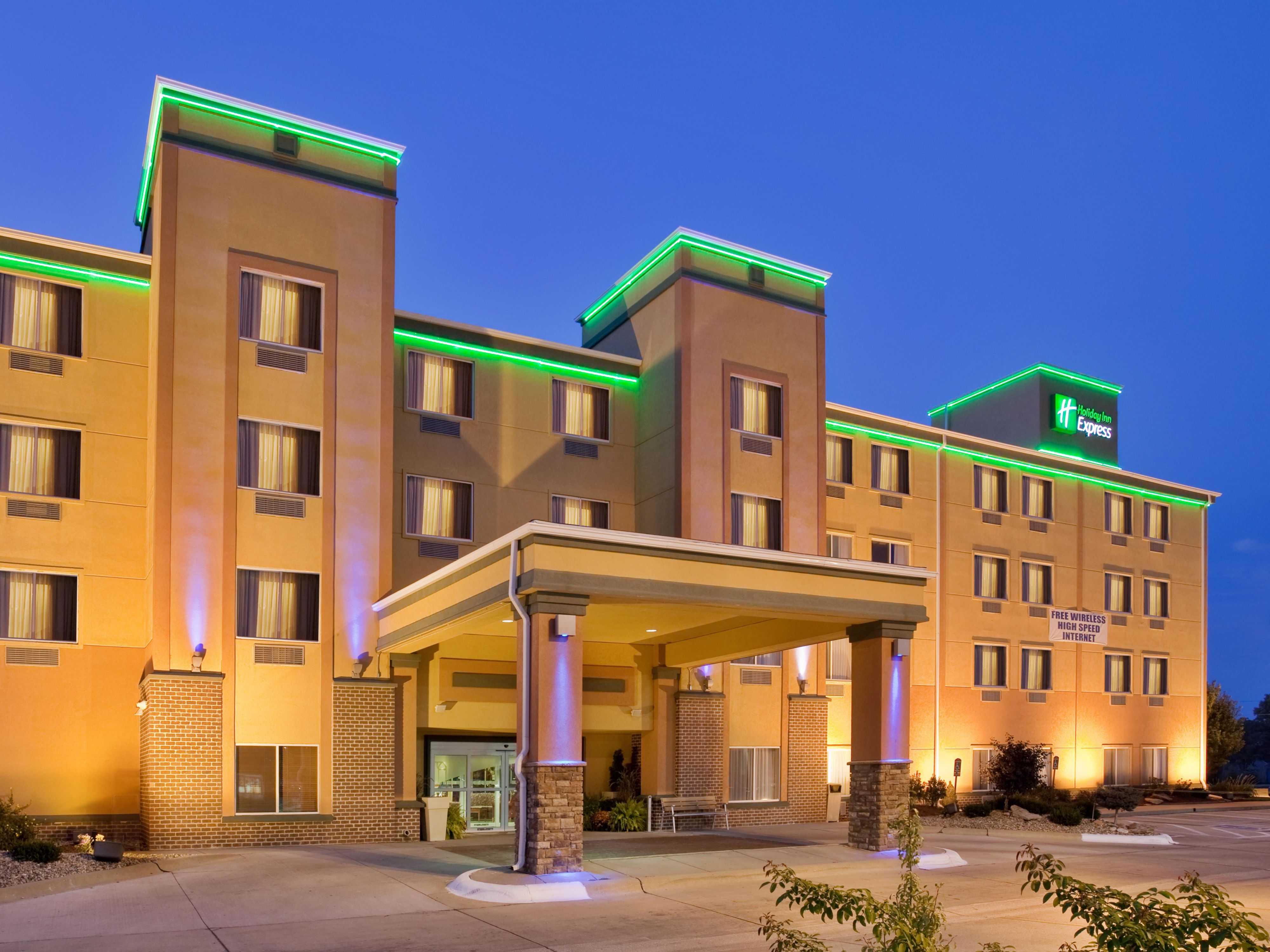 Hotel in Fremont, NE | Holiday Inn Express Fremont