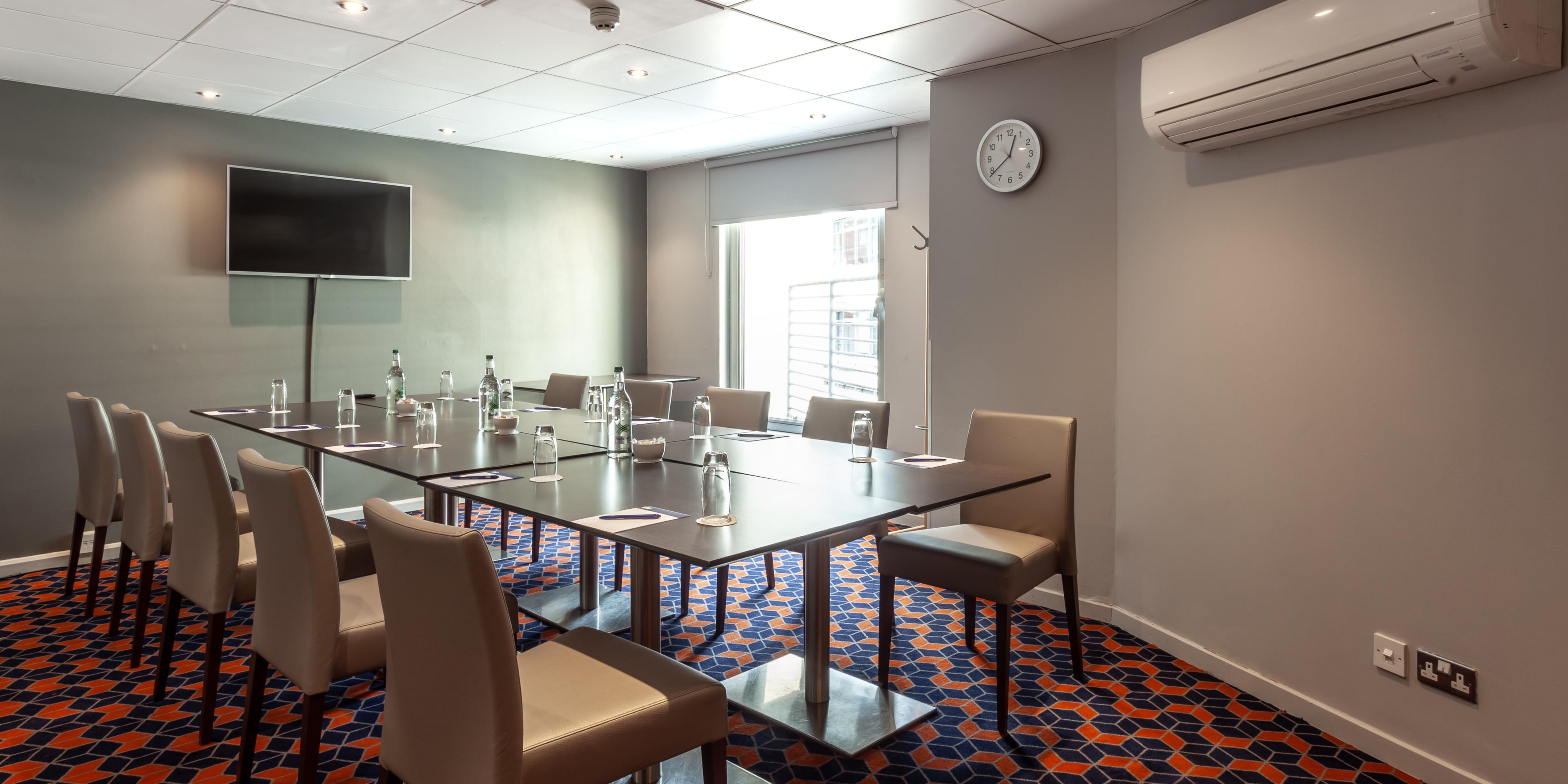 Our newly refurbished air-conditioned meeting room benefits from natural daylight, LCD projector, TV, flip chart and pens. 
Tea & coffee is available throughout the day and lunch can either be a buffet in the hotel or sit down meal in La Bonne Auberge. 
Suitable for boardroom style meetings for up to 16 people or theatre style for up to 20 people.
