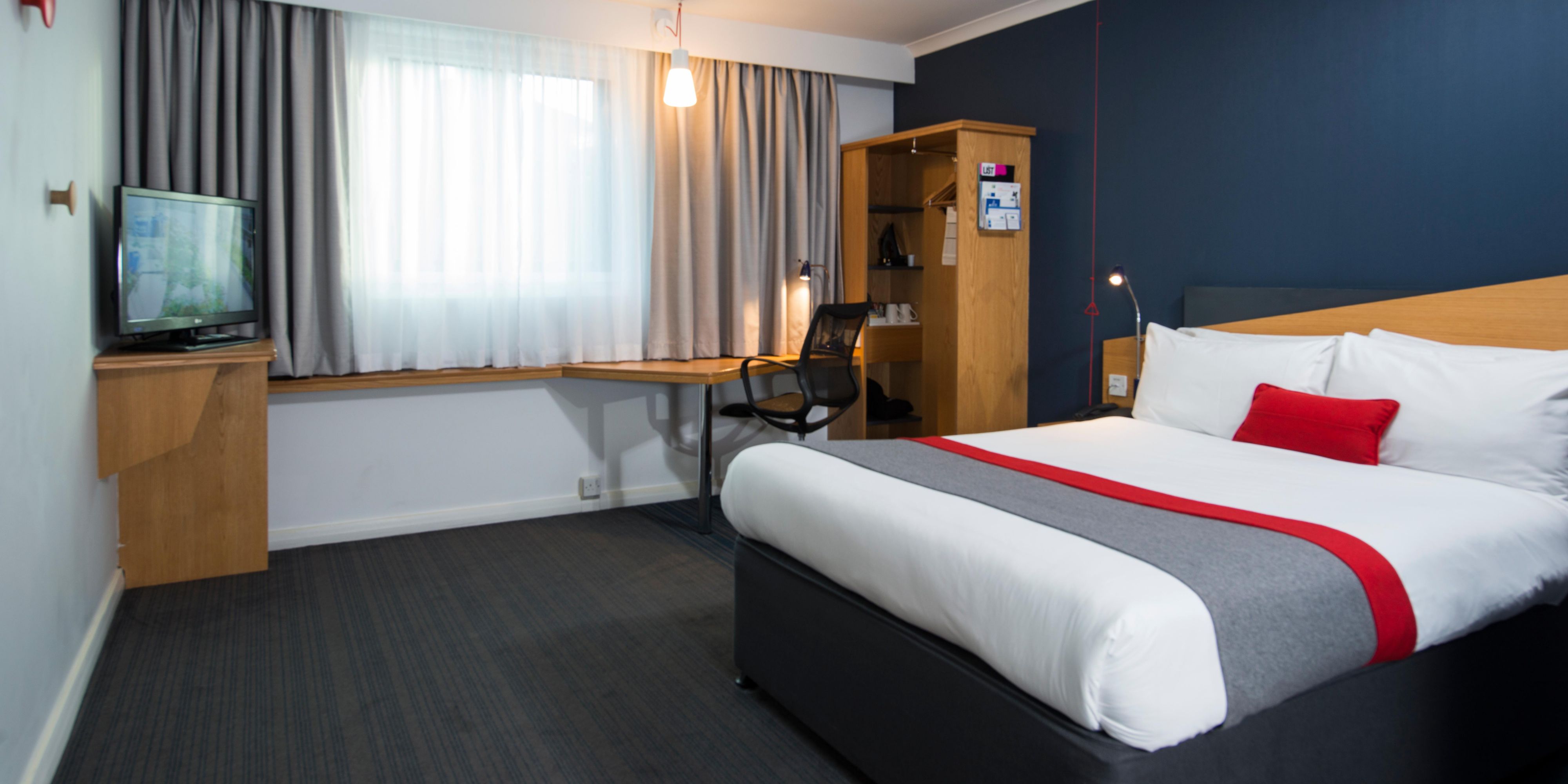 holiday inn express gloucester - south