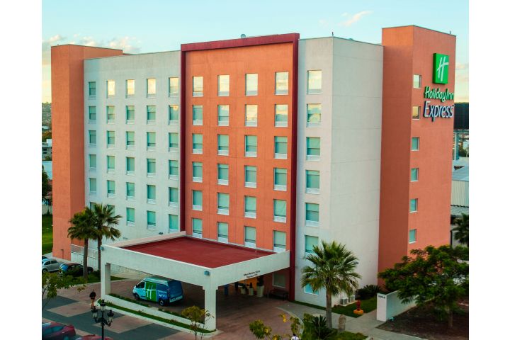 Holiday Inn Express Guadalajara Aeropuerto
