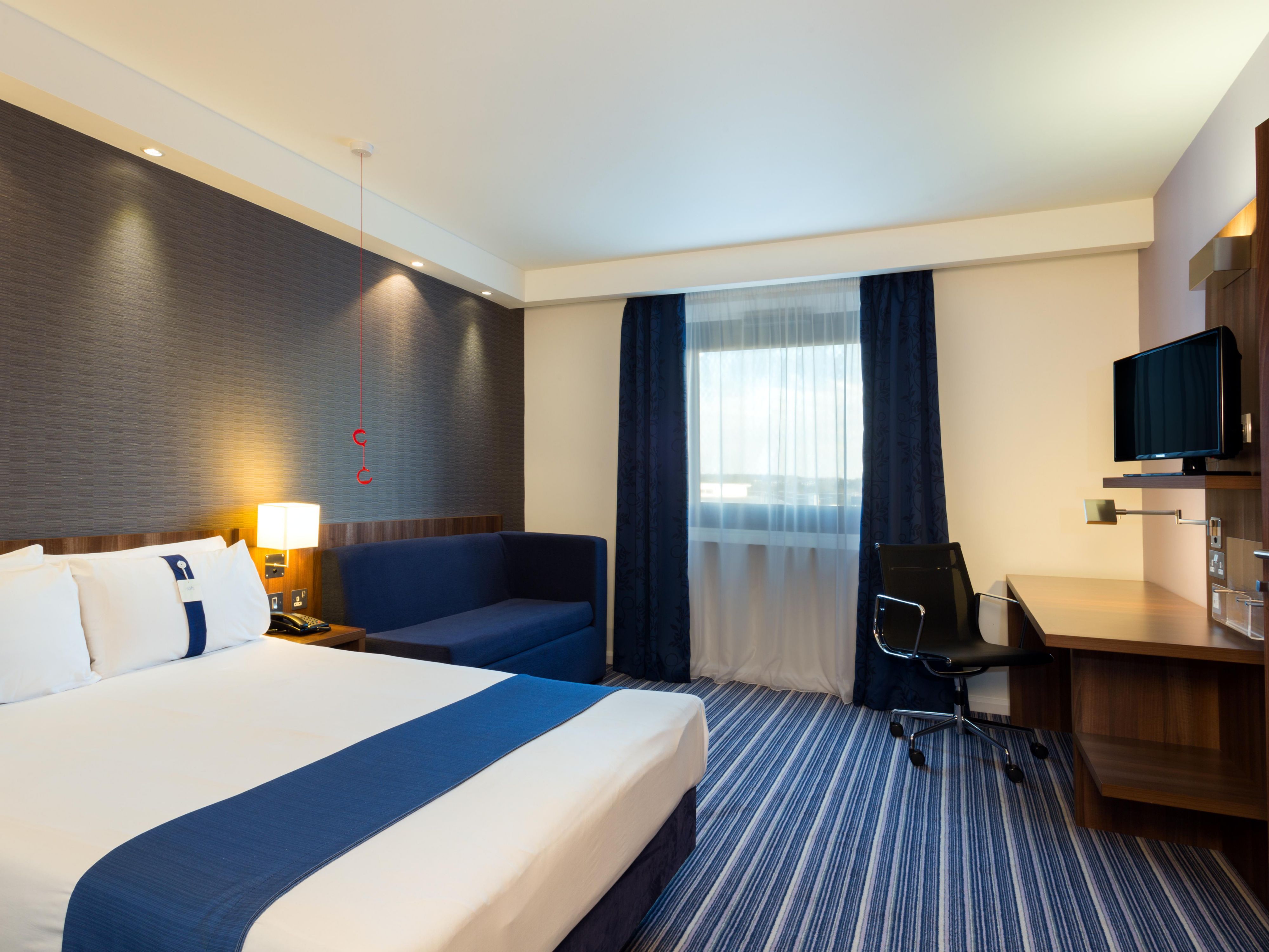 Efficient One Bed Nonsmoking ADA/Accessible Room