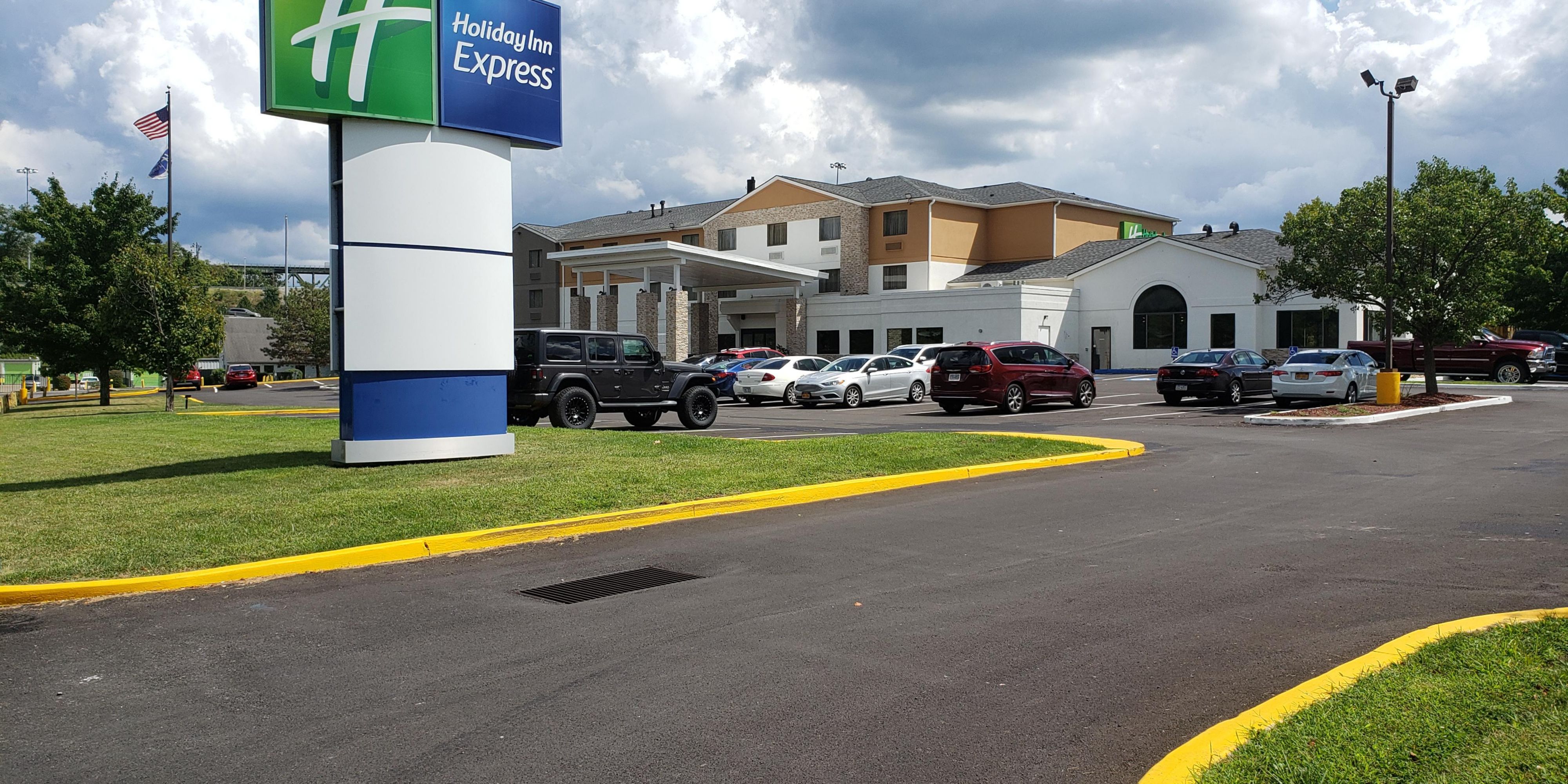 Holiday Inn Express Pittsburgh-North (Harmarville)