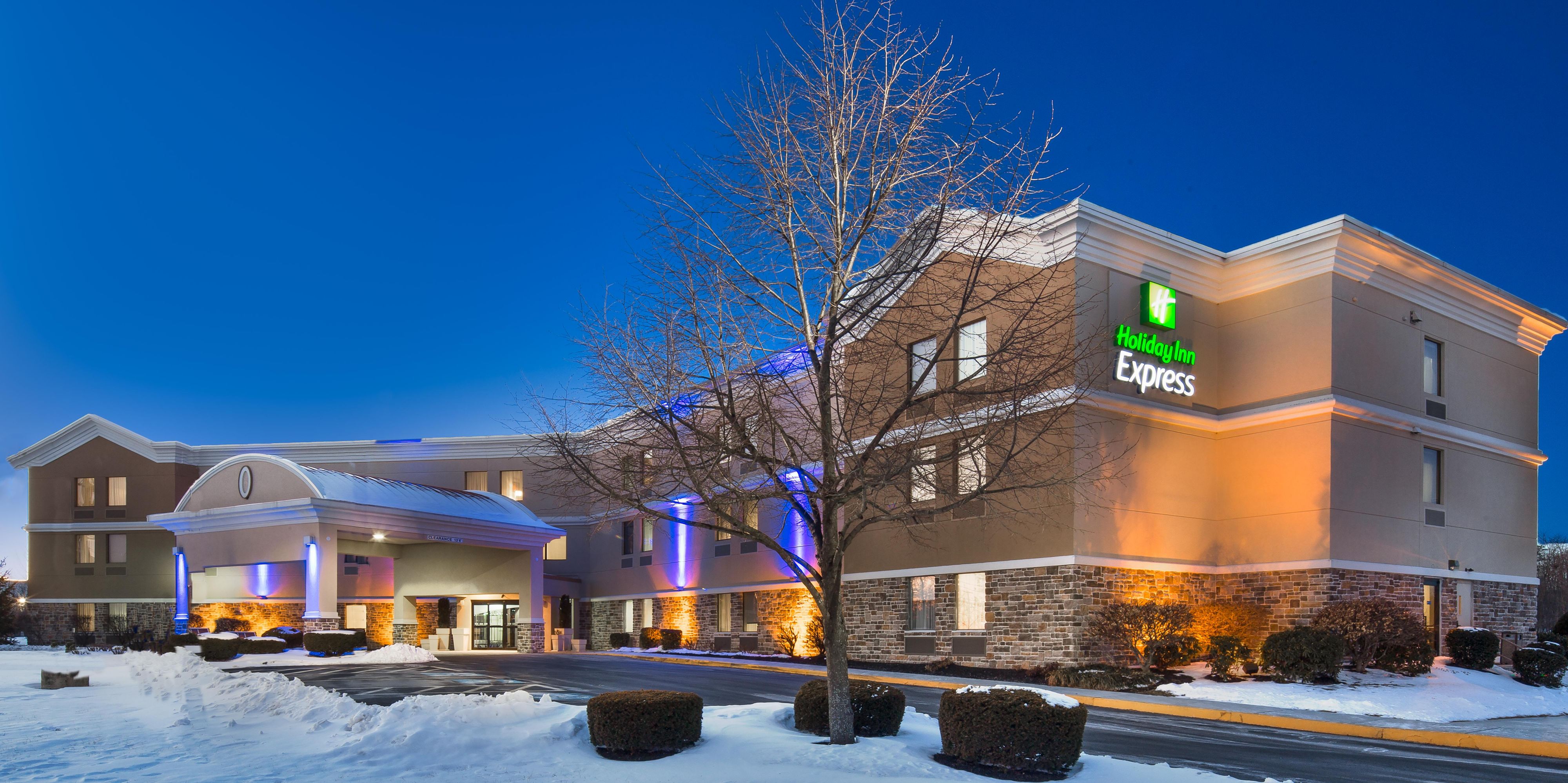Holiday Inn Express Harrisburg I-81 - Hershey