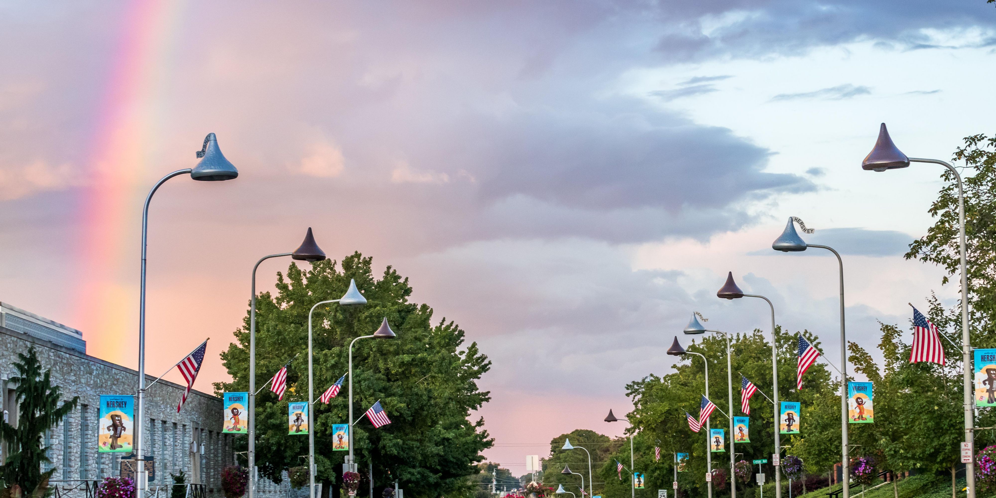  Whatever the reason for your next family or group get together, we are here to help you! For more information please call or email China at 717.561.8100 or cscott@twintierhospitality.com. We are delighted to offer the most hospitable welcome we can! Seasonal packages for Hershey Park and groups! 