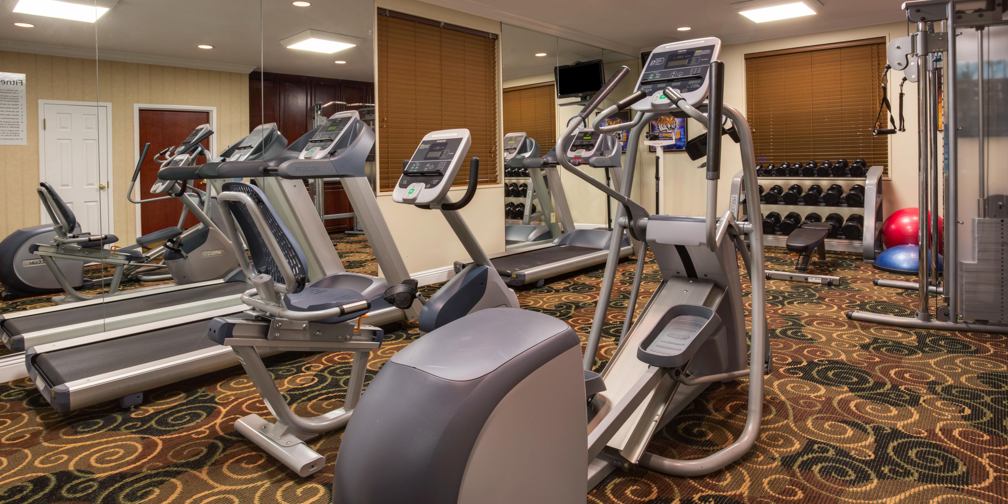 Our guest can take advantage of our 24 Hour Fitness Center where you will find treadmills, elliptical machine, free weights and or stationary bike available just for you!!!  Stay smart and fit when you stay with us!