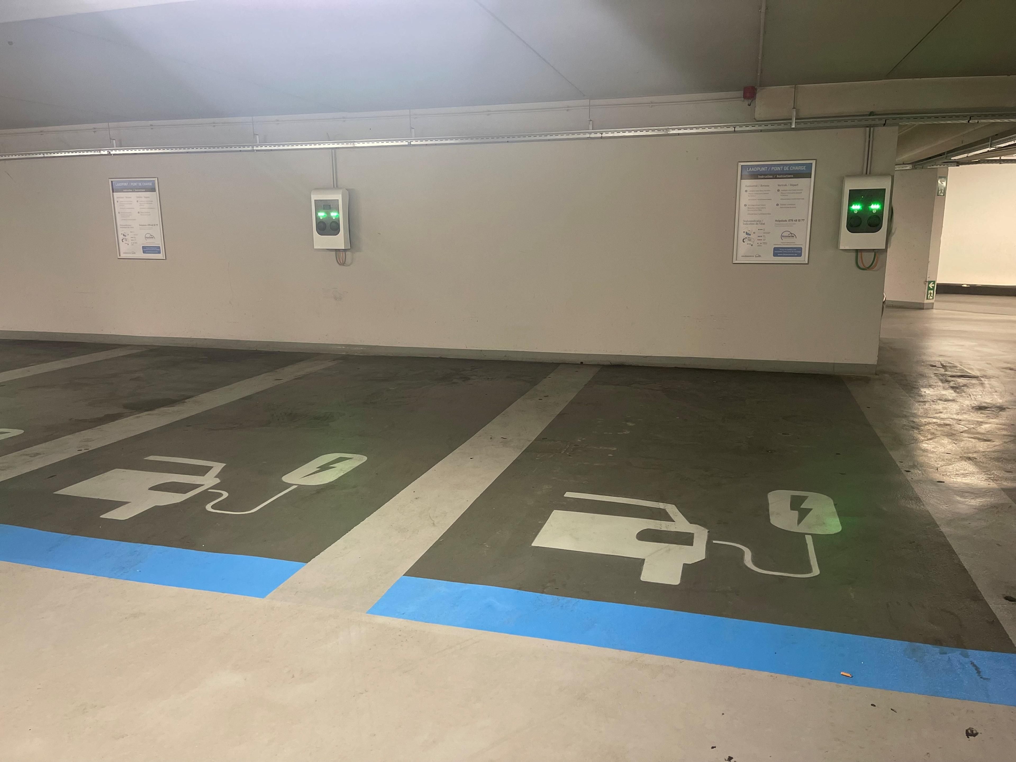 Eight stations are now ready to charge your car at Q Park Molenpoort 200 meters from our hotel, upon availability.