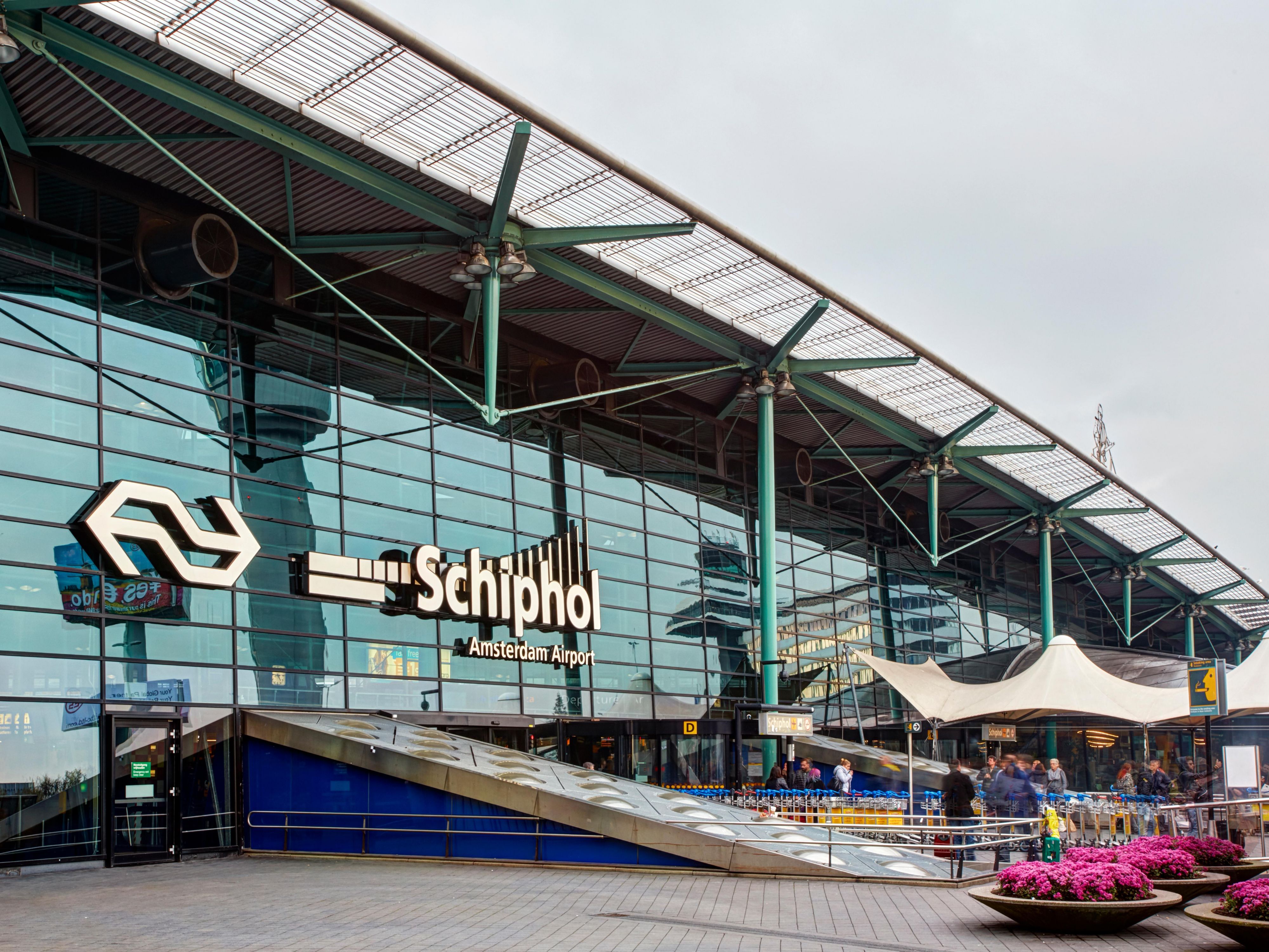 Amsterdam Airport Schiphol is just 10 minutes away from us