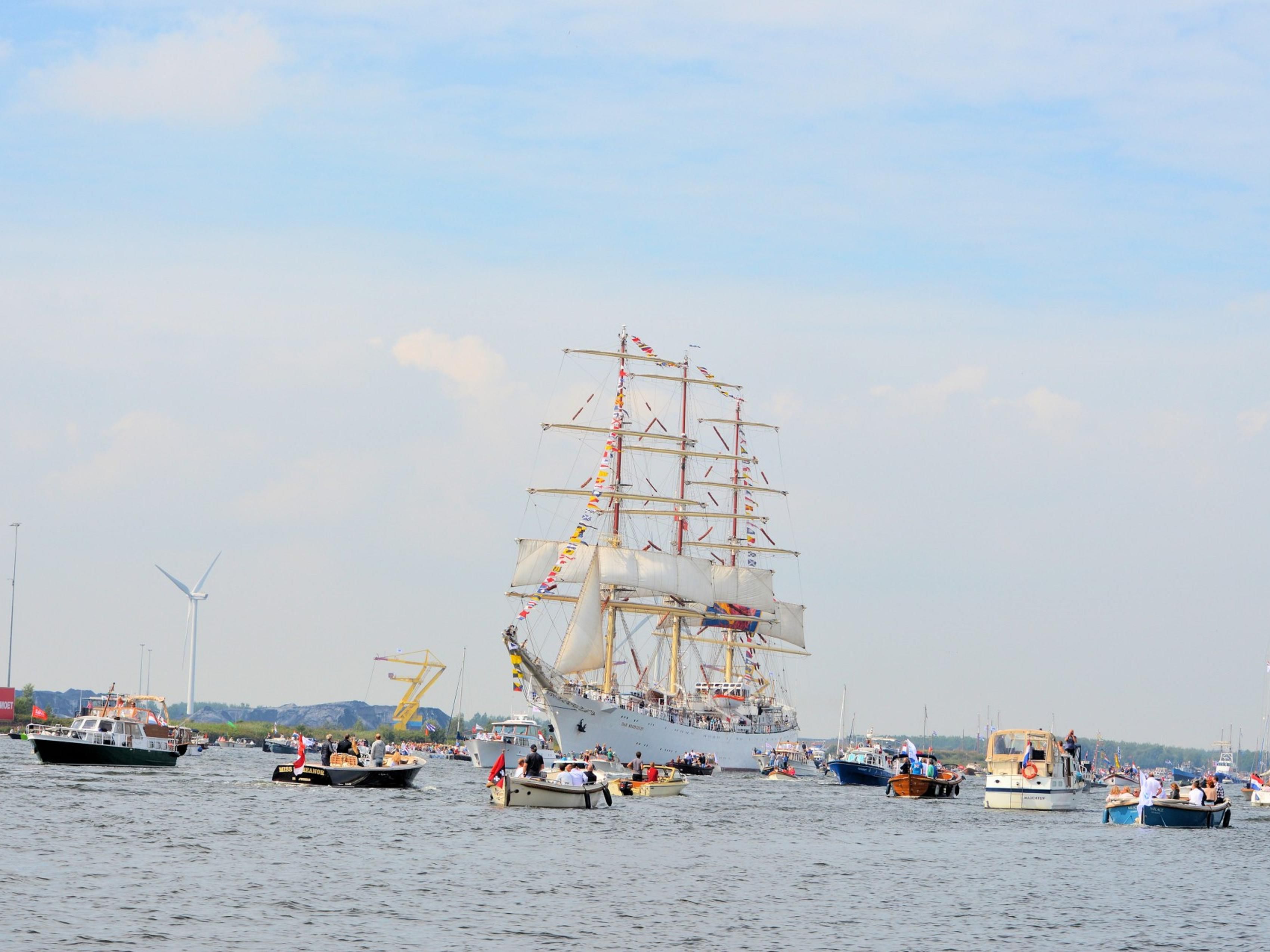 SAIL returns to Amsterdam after 10 years with a special edition to celebrate the city's 750th anniversary! From August 20 to 24, impressive ships, crews, and visitors from around the world will gather to celebrate nautical history and global cultures. Visit the city and enjoy a comfortable stay at our nearby hotel.
