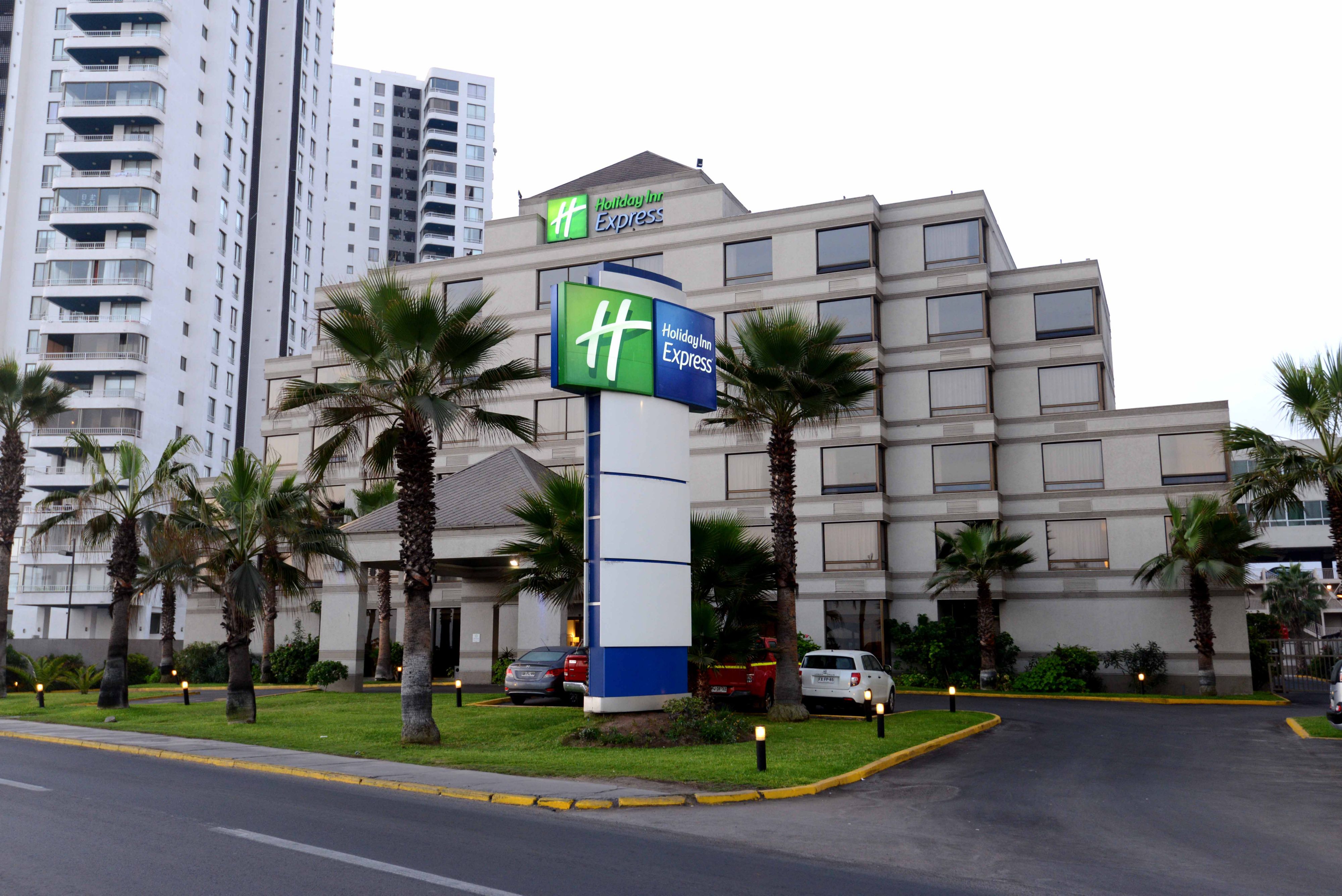Holiday Inn Express 伊基克