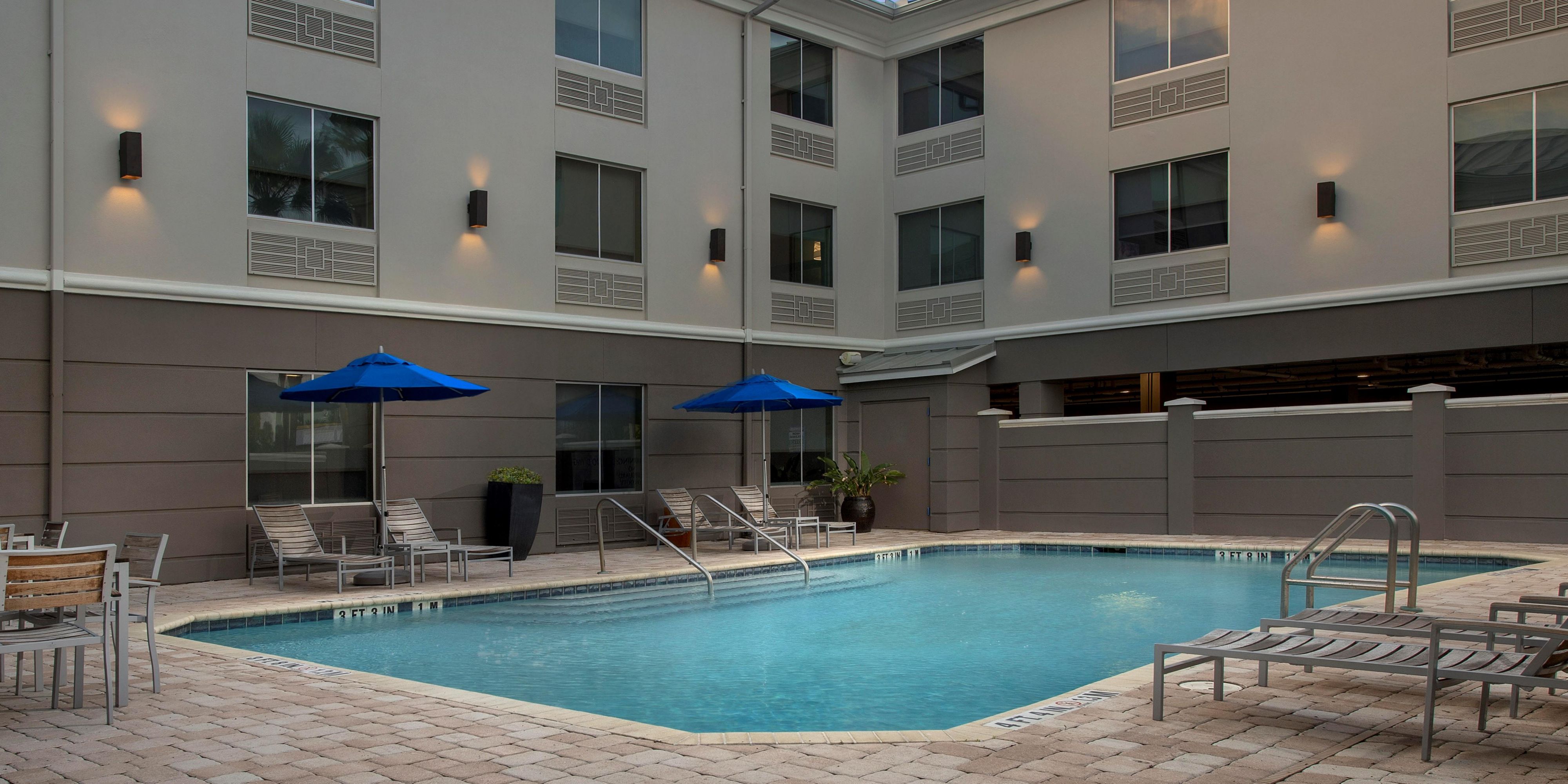 Holiday Inn Express Jacksonville Beach Pet Friendly Hotel