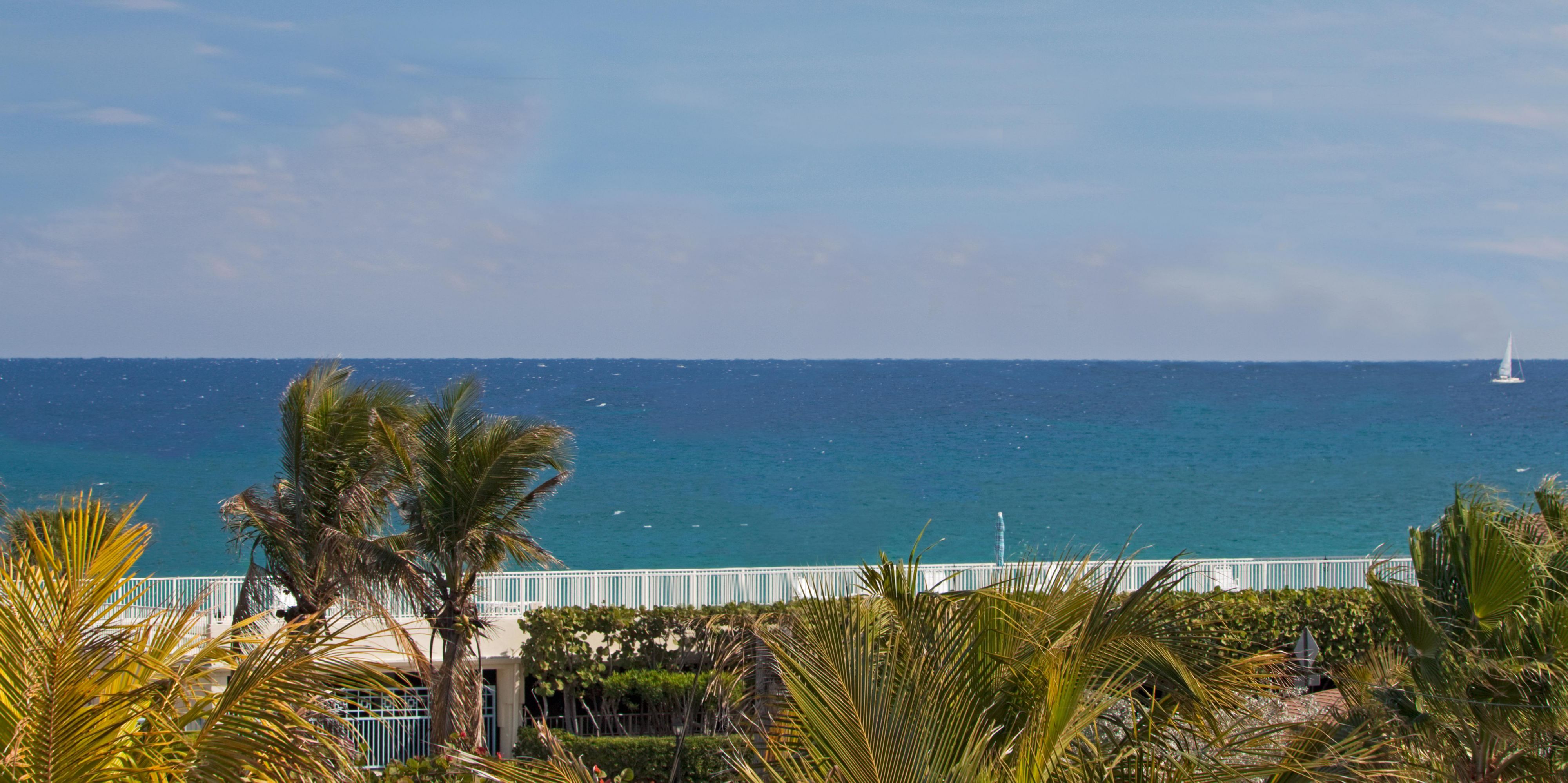 Just step outside our doors and enjoy the beautiful sandy beaches of Juno Beach.  The Holiday Inn Express North Palm Beach - Oceanview will allow you quick access to lay out on the beach and soak up some Florida sun.