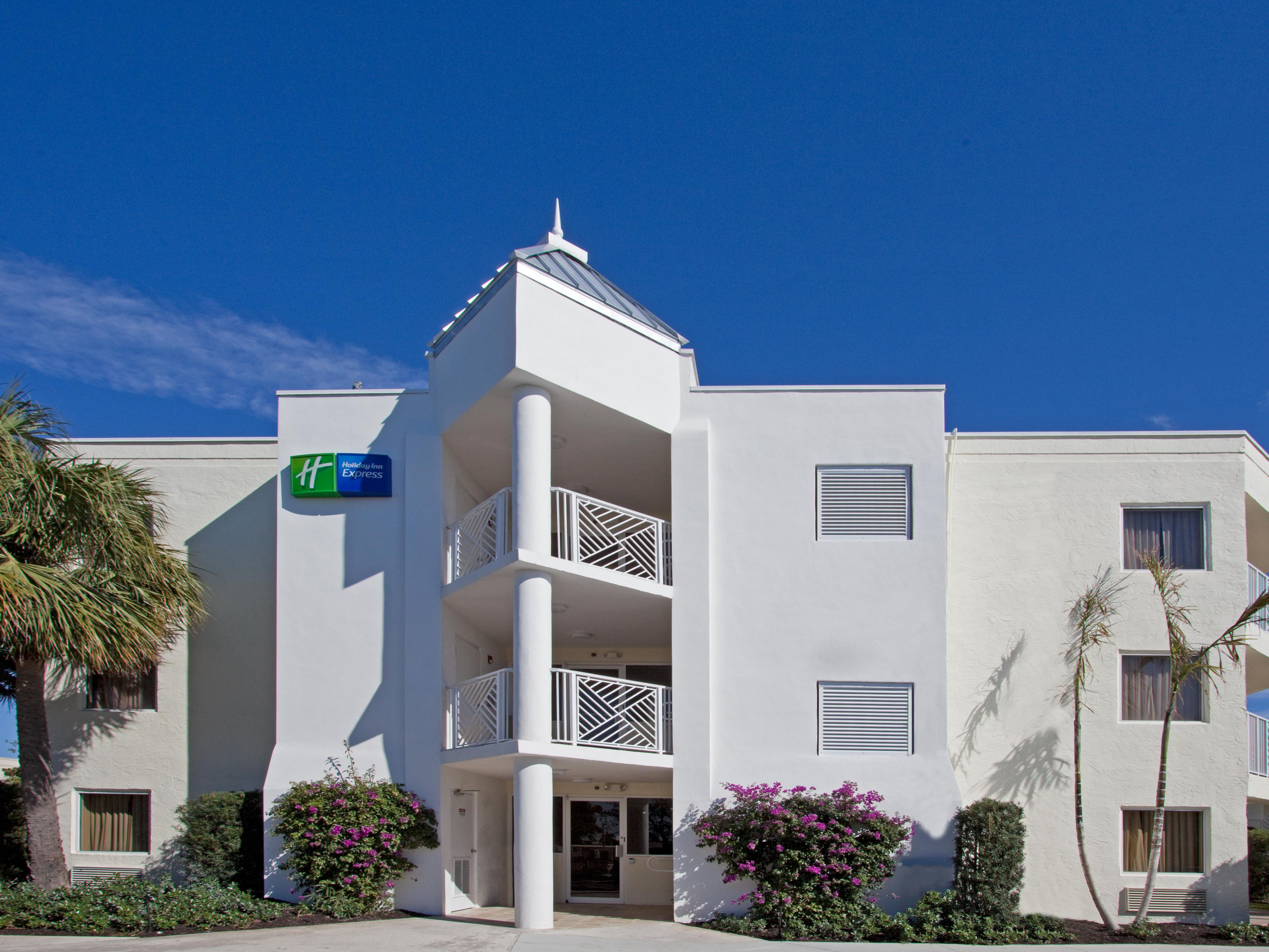 Inn of America - Palm Beach Gardens  Best Hotel in Palm Beach Gardens, FL