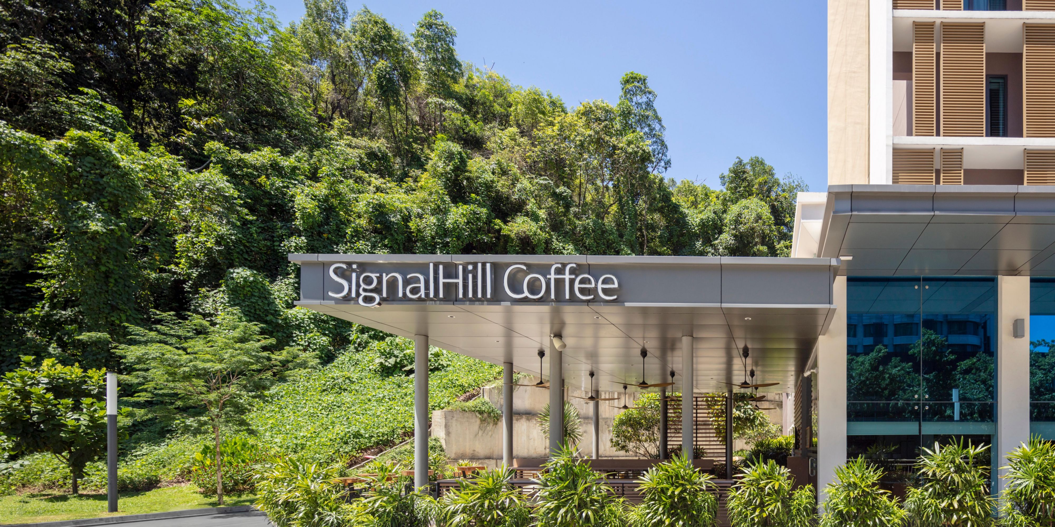 An idyllic open-air dining hideout set against the lush greenery of Signal Hill, SignalHill Coffee is a cosy enclave where locals meet that exudes a laidback charm. 

Kick back in the al-fresco veranda and enjoy a quiet cup of coffee or opt for selected house pour to pair them with our classic all-day offerings.
