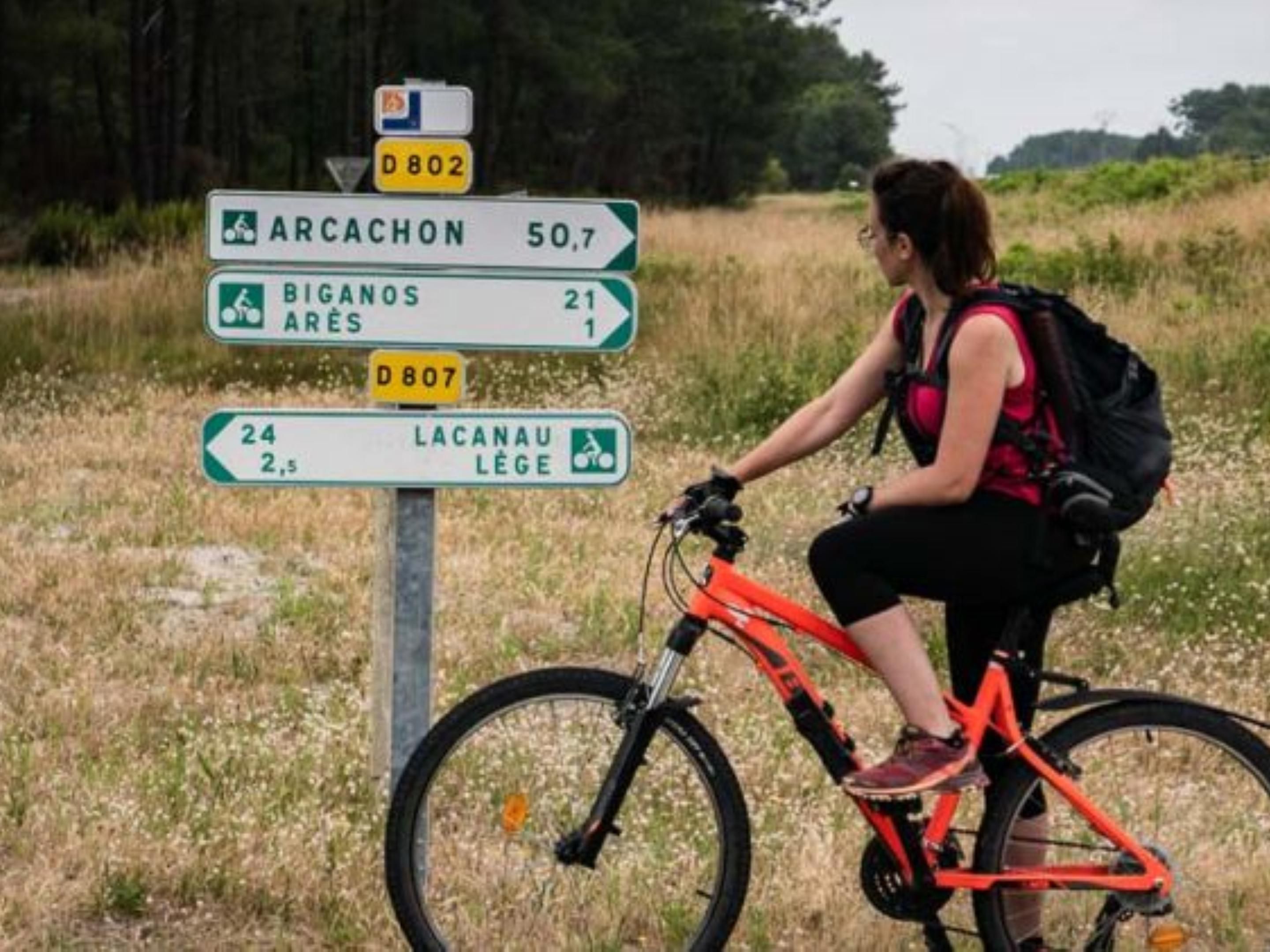 Just 5 minutes from the Vélodyssée cycle route, Holiday Inn Express Arcachon La Teste by IHG is the perfect stop for cyclists. With Accueil Vélo and Green Key labels, the hotel offers comfort, eco-friendly commitment, and cyclist-friendly services. Ideal for a nature-filled, sustainable getaway by the ocean.