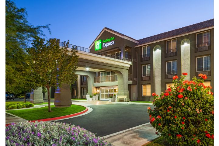 Holiday Inn Express Lancaster