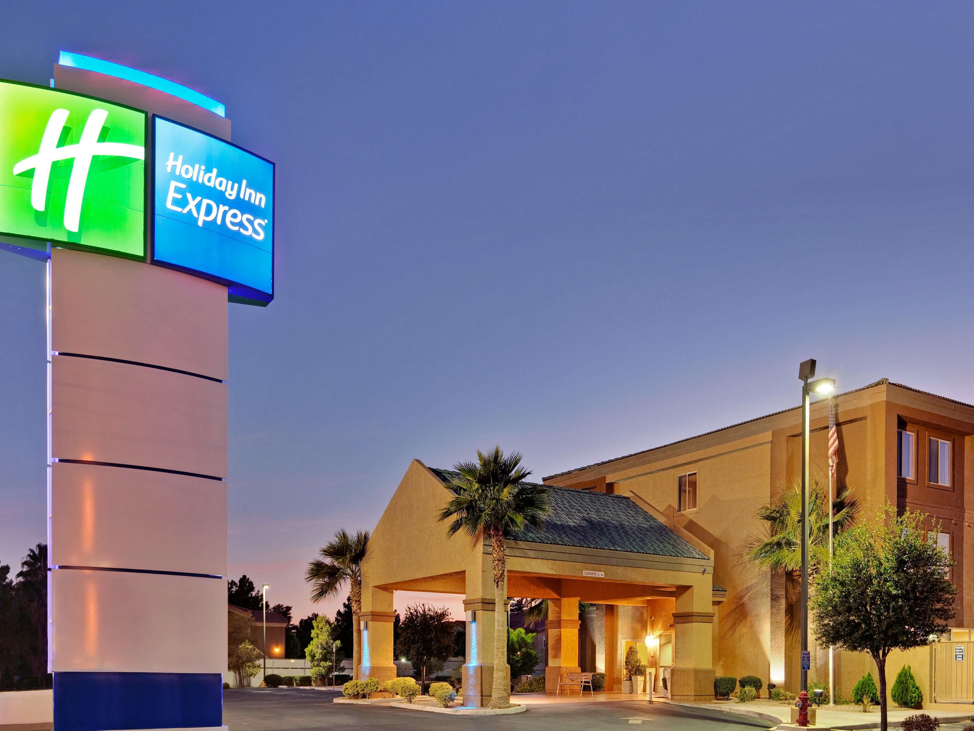 Holiday Inn Express Las Vegas 4173494542 4x3