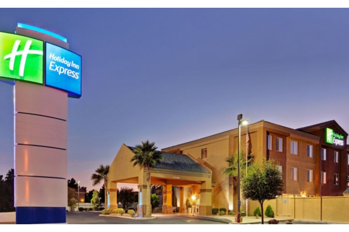 Holiday Inn Express Las Vegas-Nellis