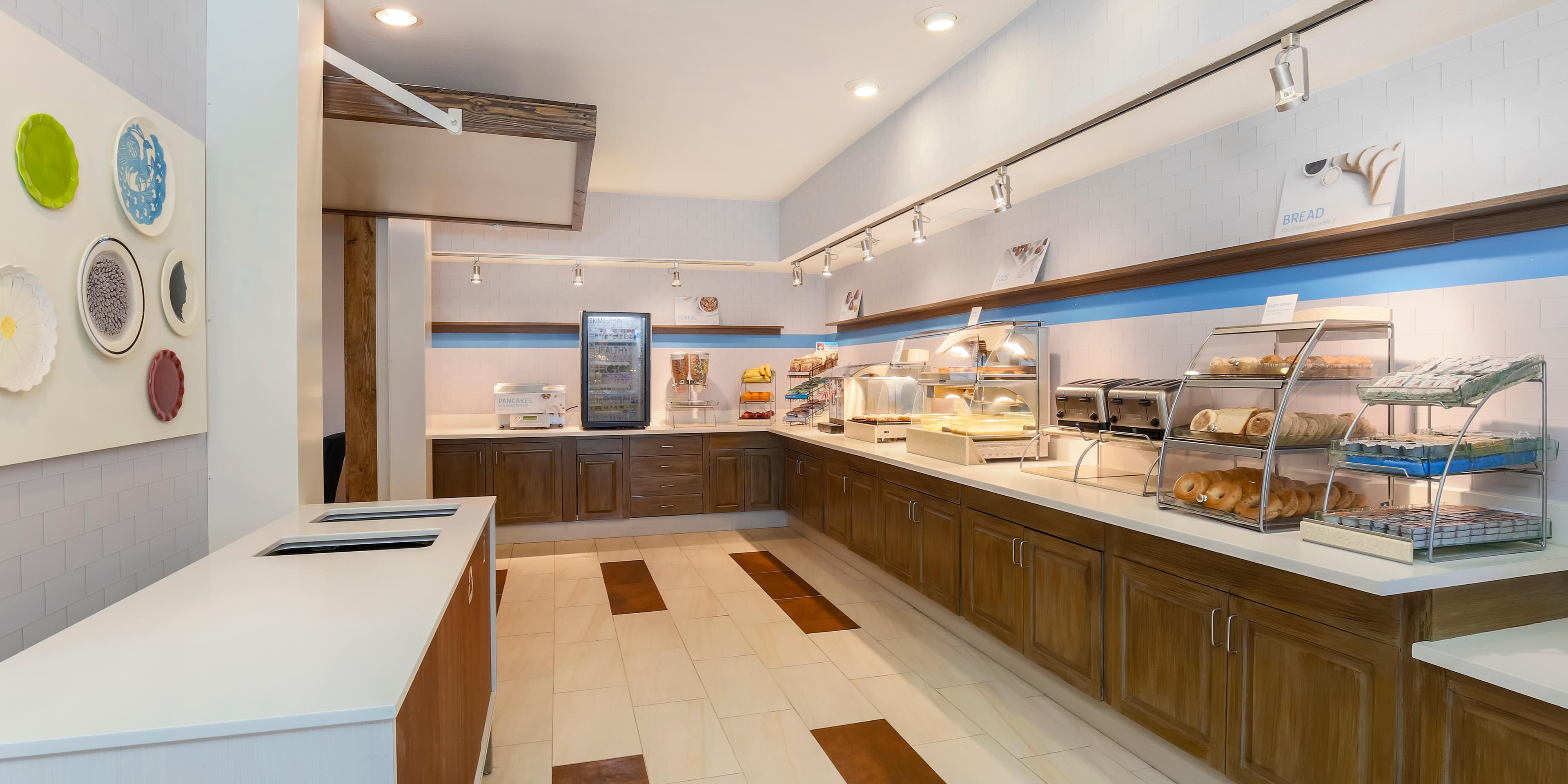 Our complimentary Express Start Breakfast bar offers a wide variety of hot & cold options including a rotation of egg & meat selections, biscuits or muffins, fruit, our famous cinnamon rolls & Smart Roast coffee. Did we mention our one-touch pancake machine or our freshly cooked oatmeal kettle? You have to see it for yourself!