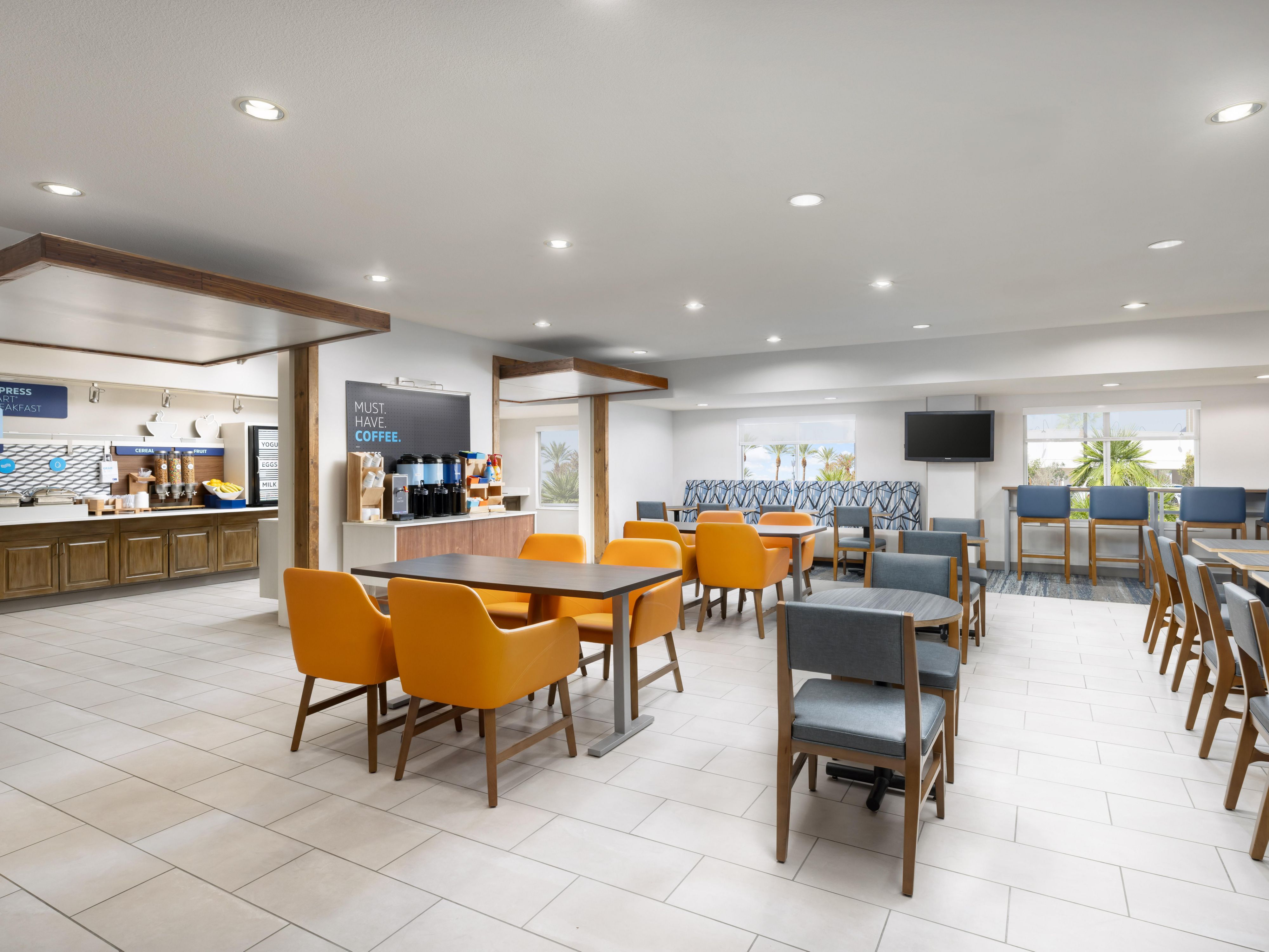 Las Vegas Hotel | ホリデイ・イン エクスプレス ラスベガス サウス