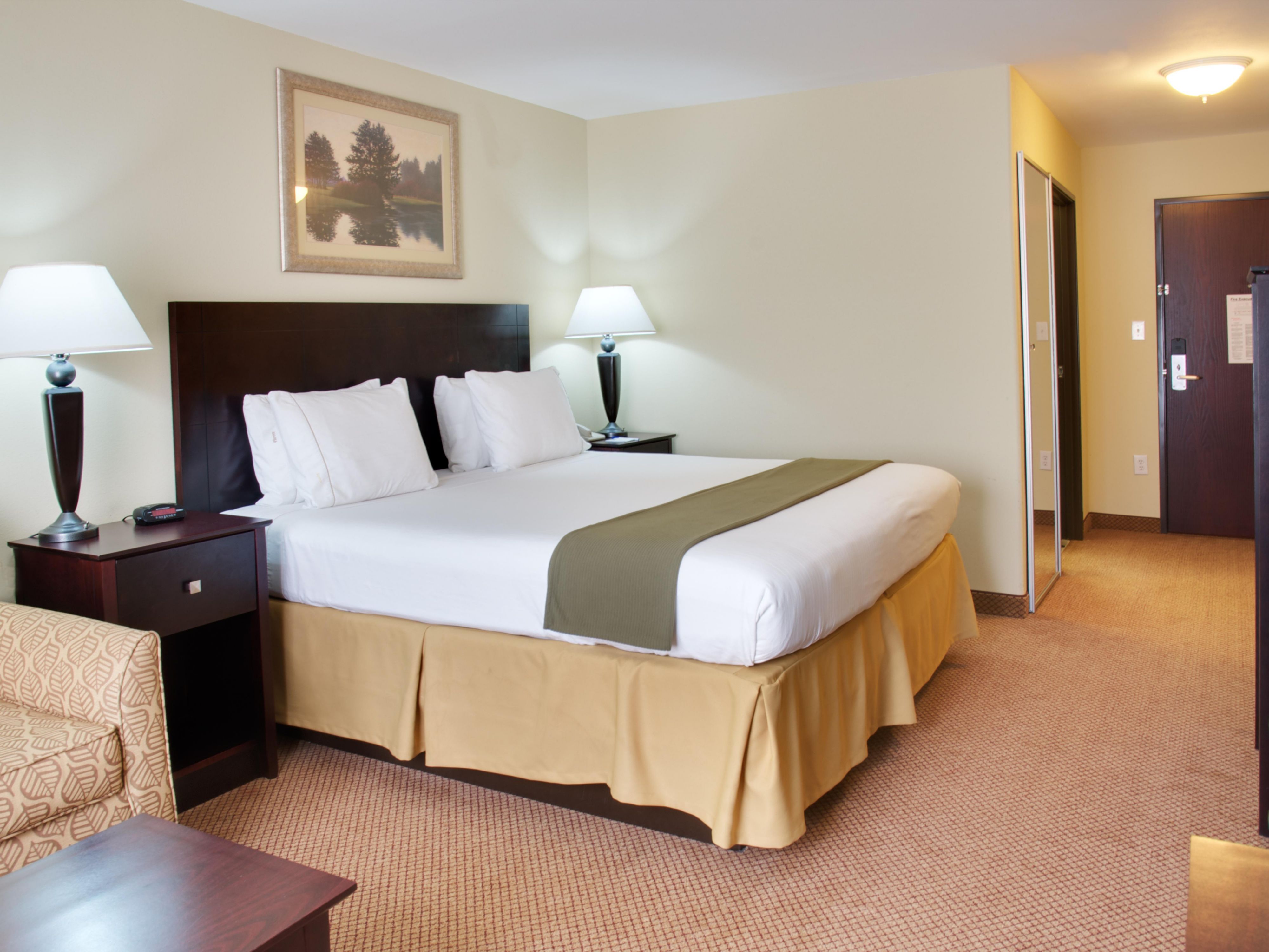 Hotels in Leesville, LA Holiday Inn Express LeesvilleFt. Polk