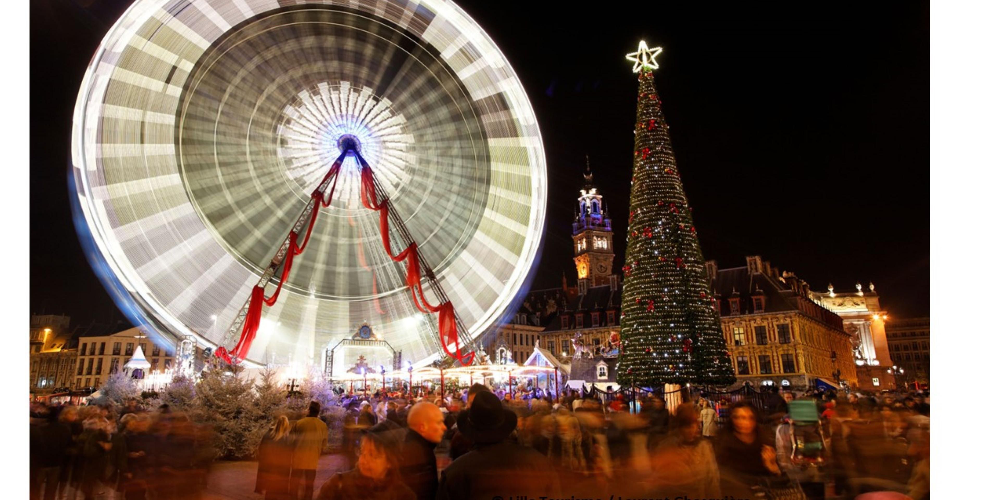 Retrouvez la magie de Noel, et ses 88 chalets réunis sur la place Rihour à deux pas de la Grand place de Lille où sera installée la grande roue, du 22 novembre au 31 décembre 2023. Vous y trouverez des idées cadeaux originales, et de quoi vous restaurez tous les jours de 11h00 à 22h00 du lundi au samedi , et de 11h à 20h30 le dimanche .